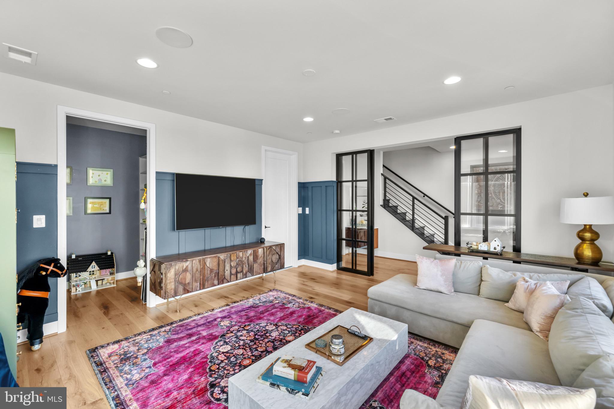 AMALYN - Residential