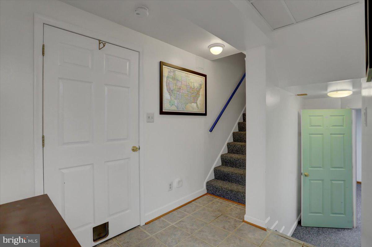 ROBIN MEADOWS - Residential