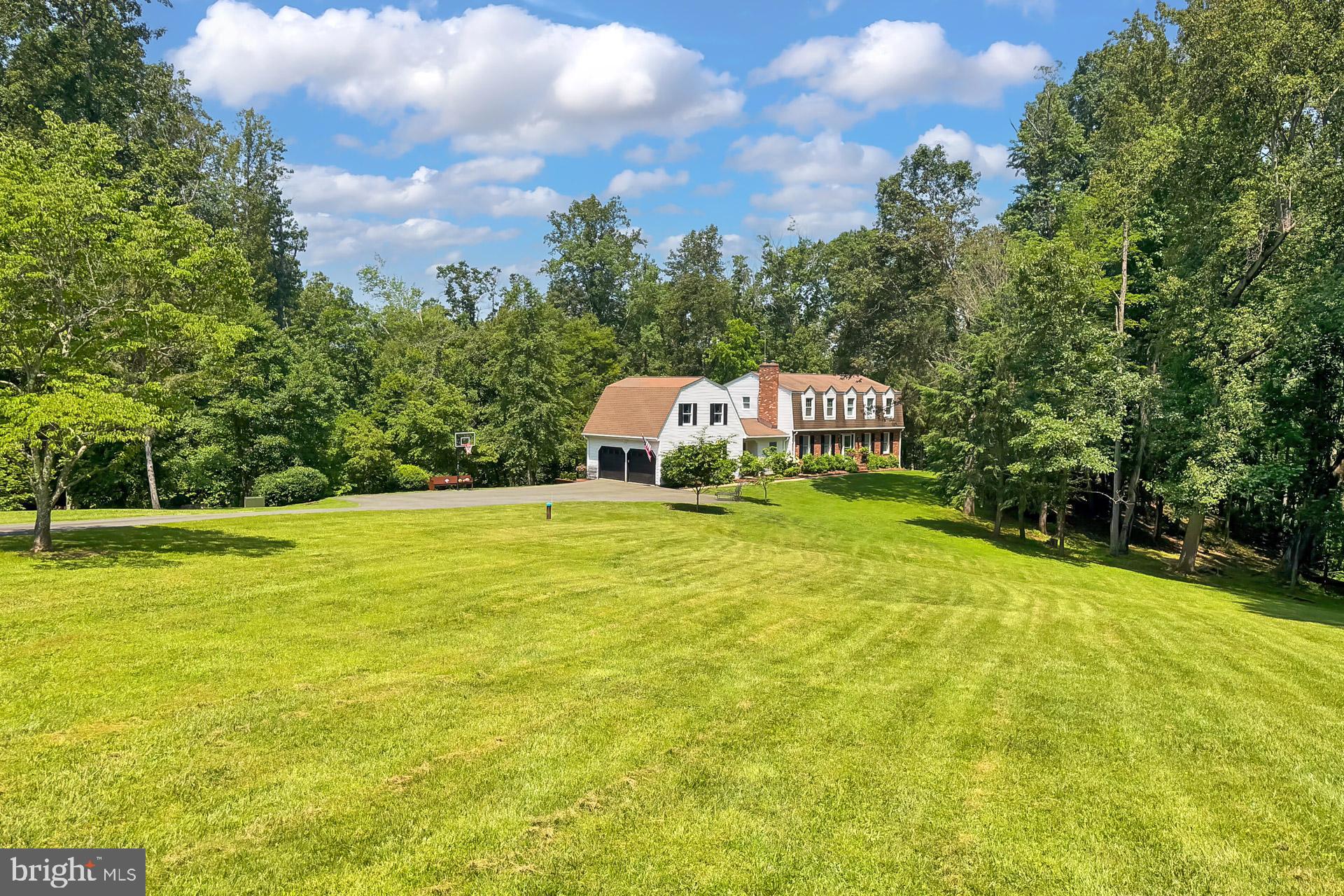 7400 POPLAR POINT LANE