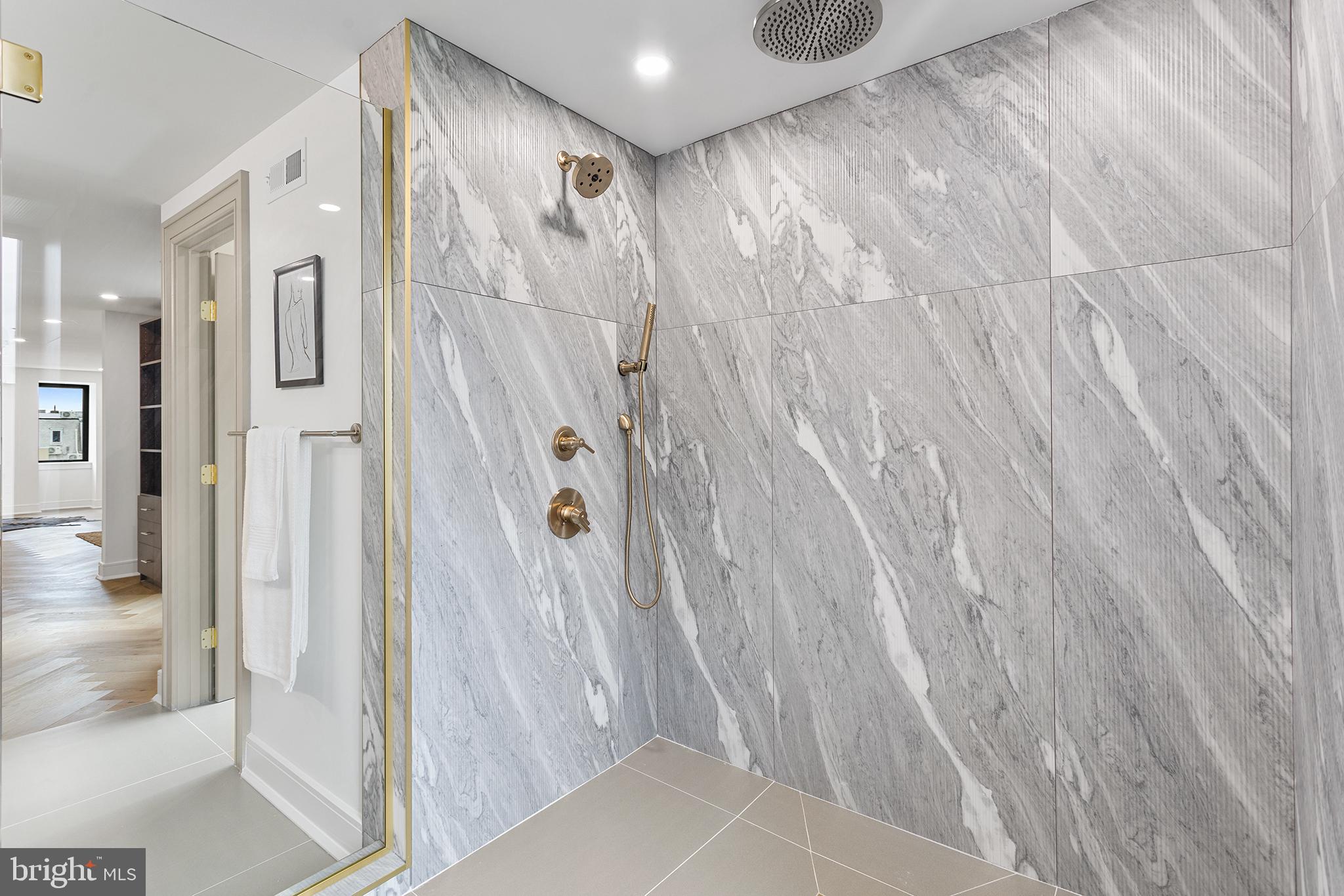 GRADUATE HOSPITAL - Residential