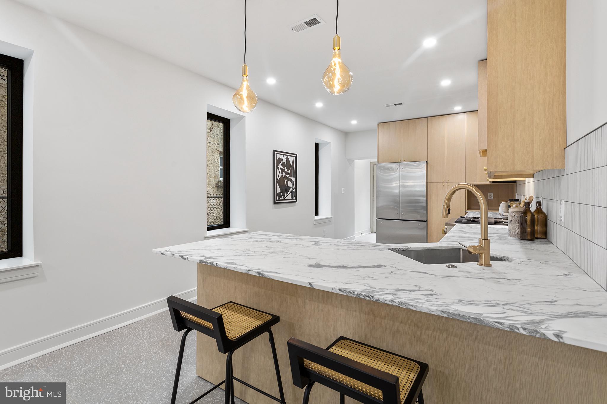 GRADUATE HOSPITAL - Residential