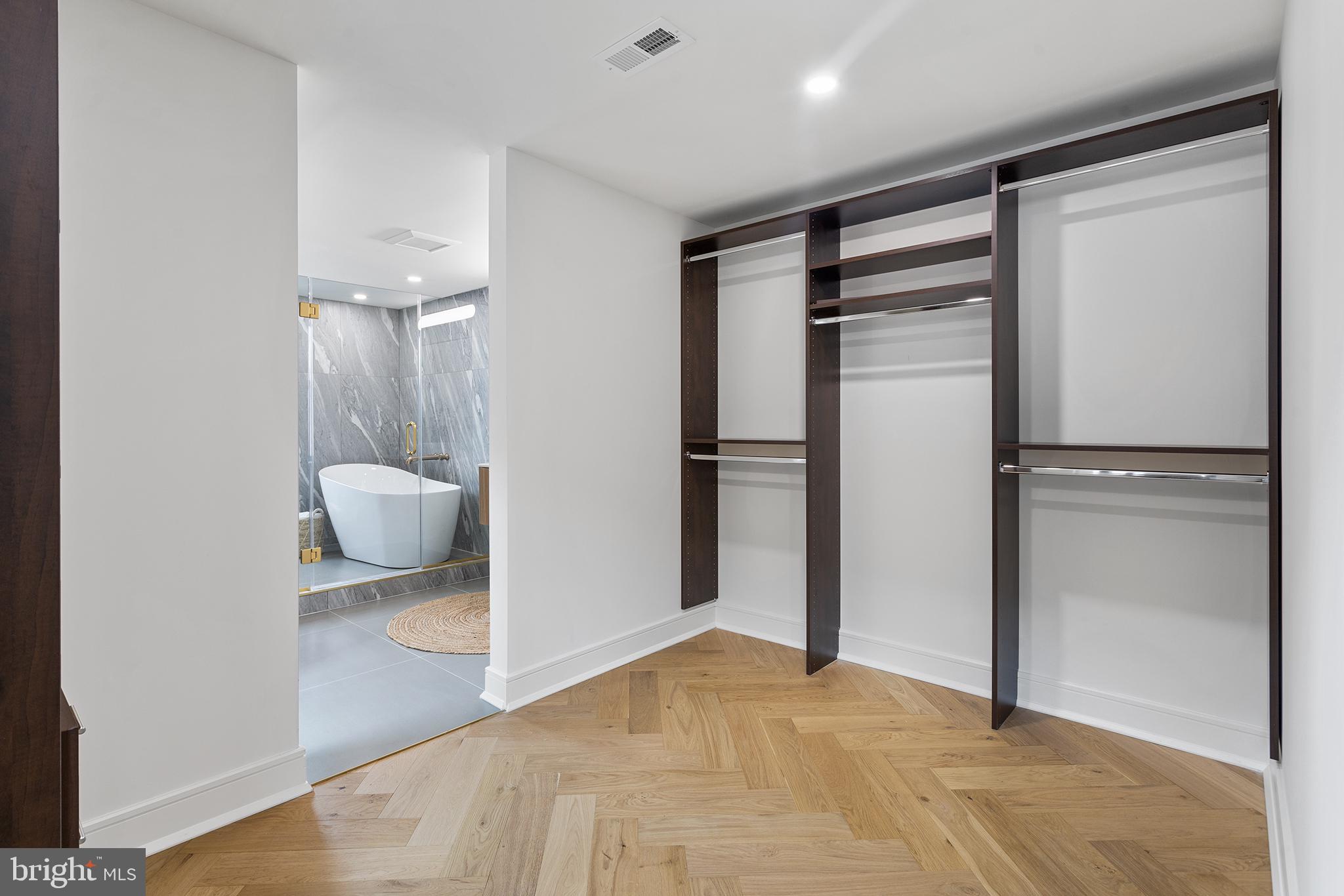 GRADUATE HOSPITAL - Residential