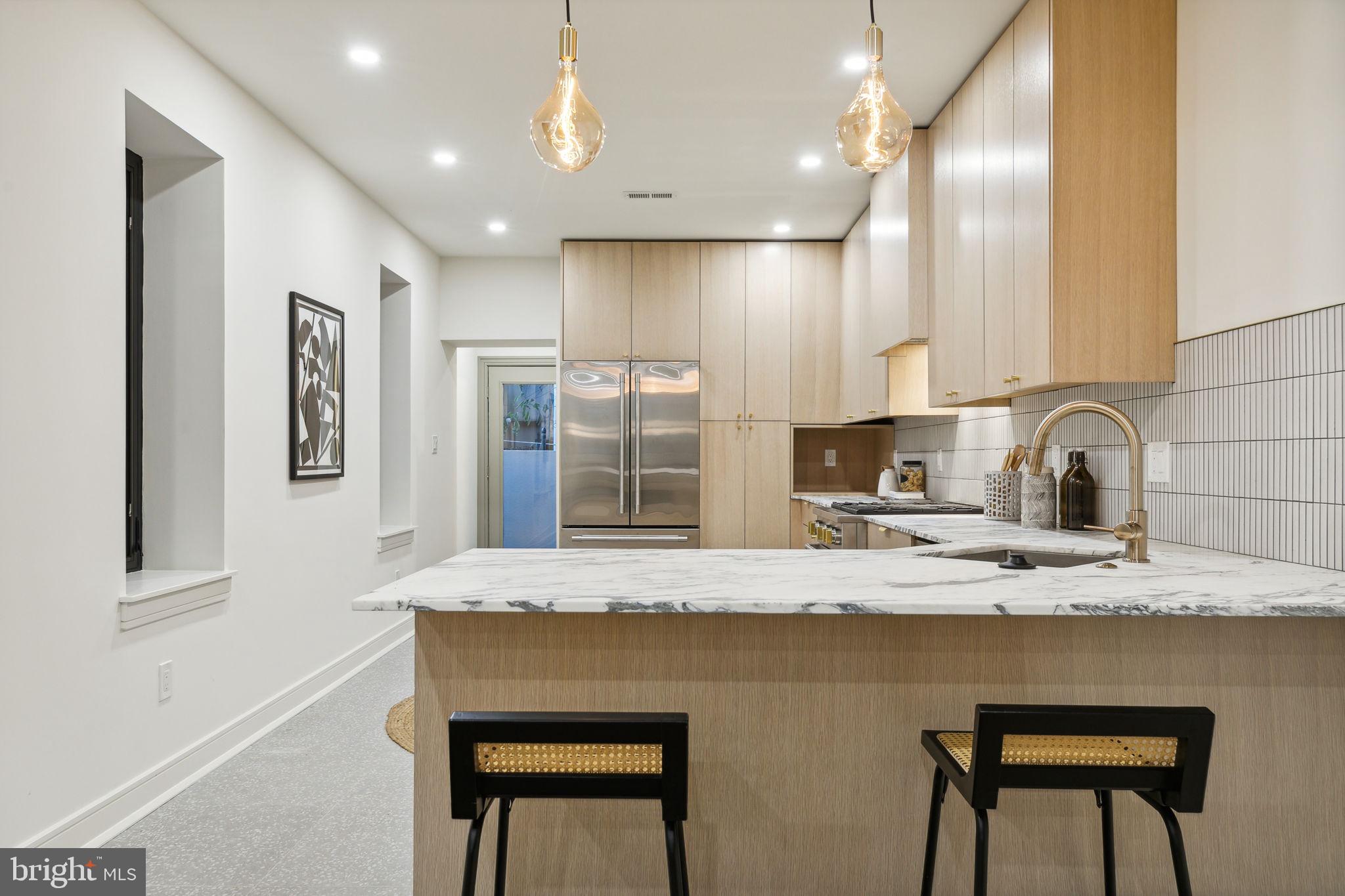 GRADUATE HOSPITAL - Residential