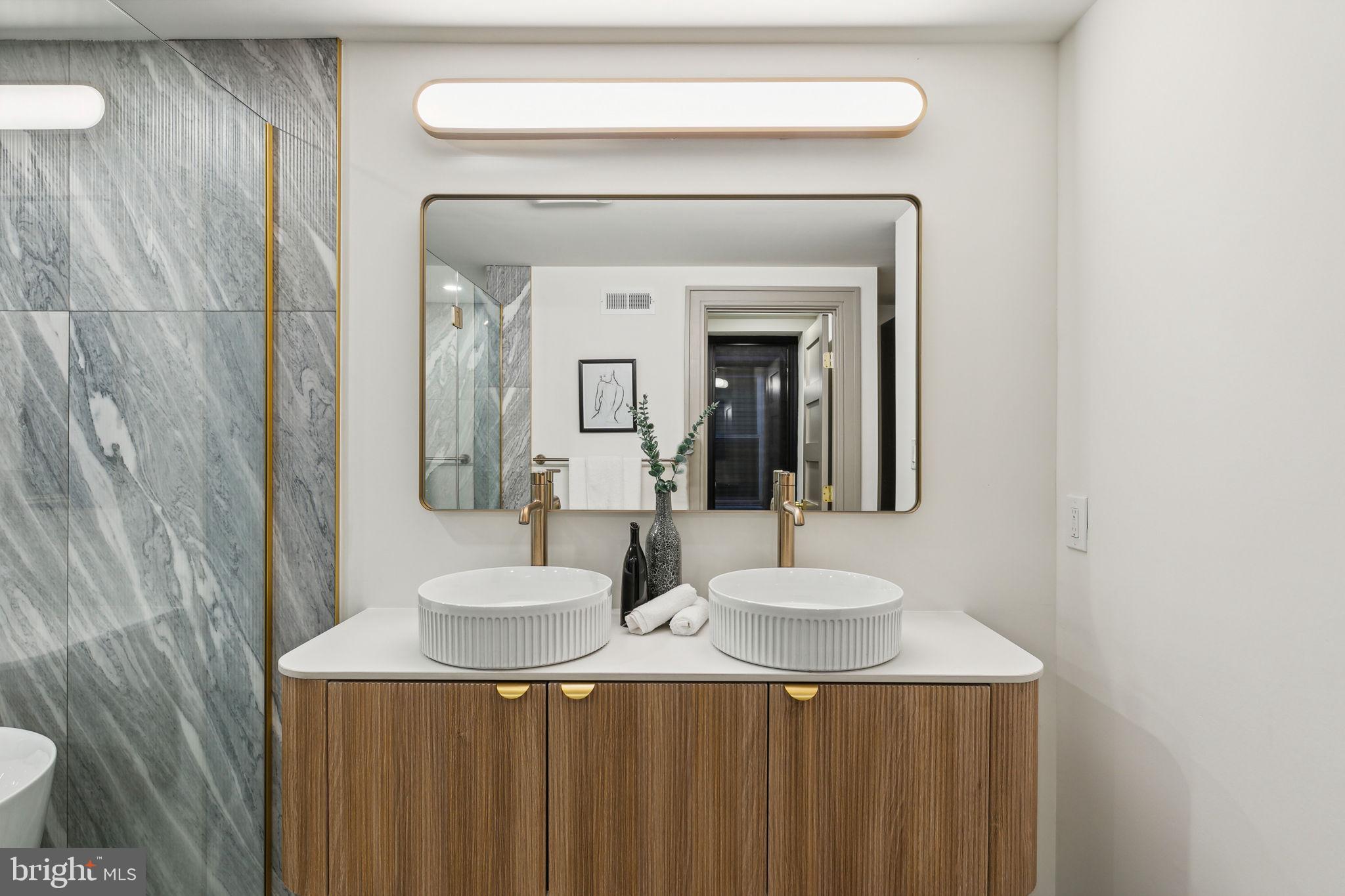 GRADUATE HOSPITAL - Residential