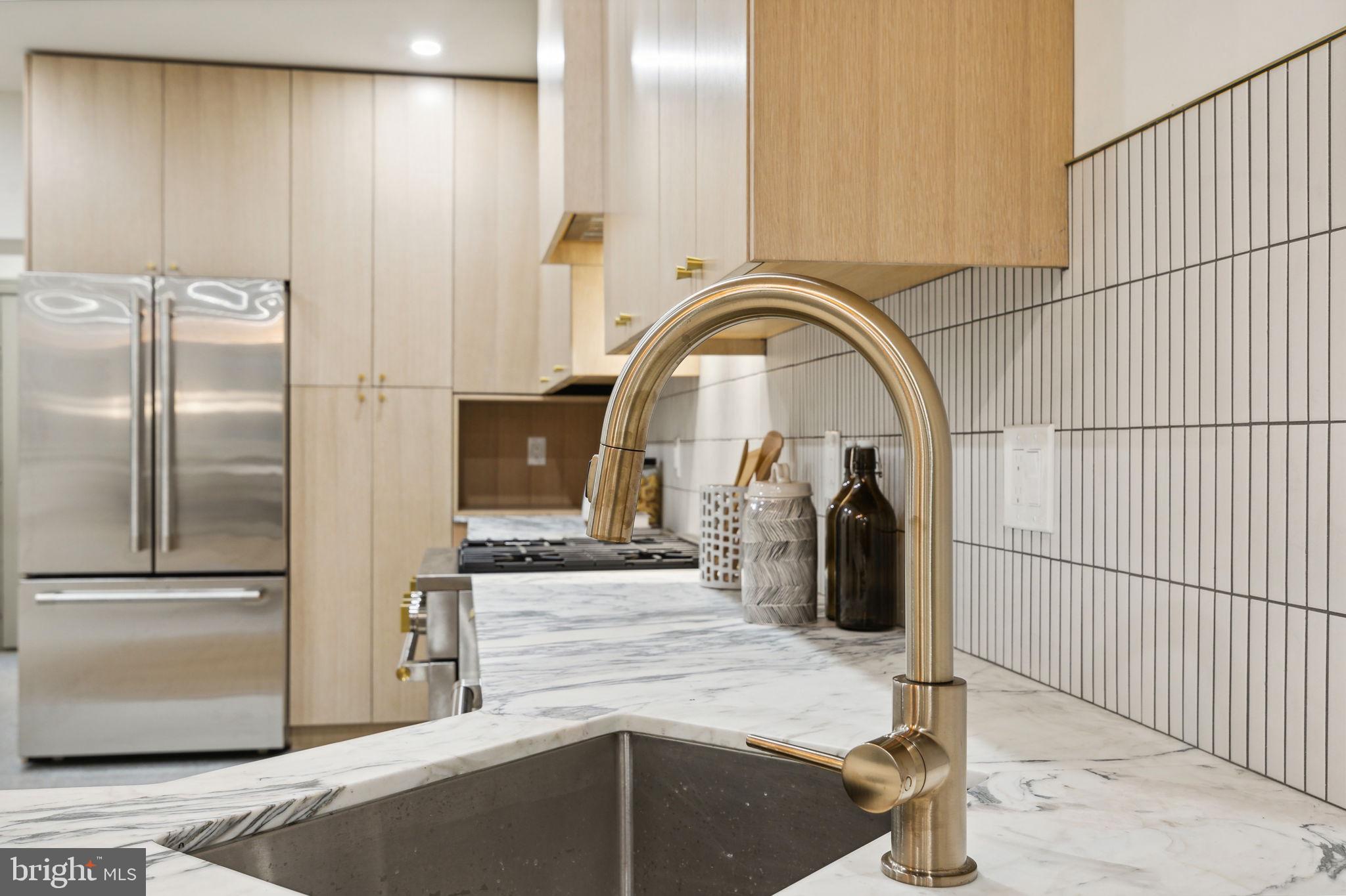 GRADUATE HOSPITAL - Residential