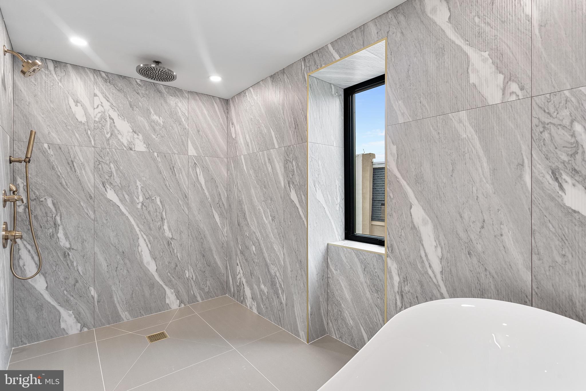 GRADUATE HOSPITAL - Residential