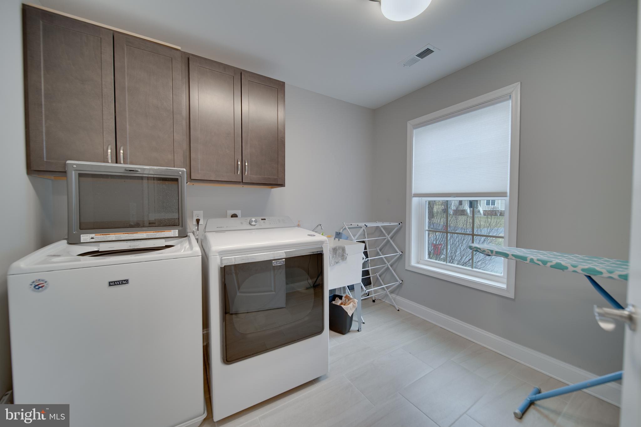 DEERFIELD VILLAGE - Residential