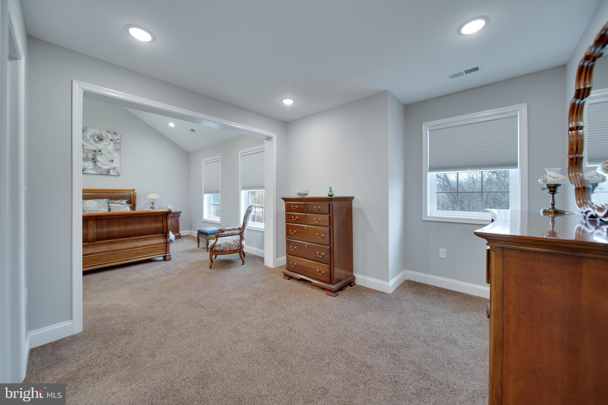 DEERFIELD VILLAGE - Residential