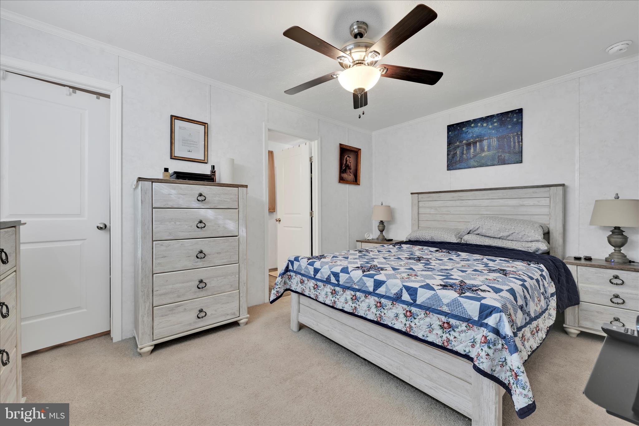 FRIEDEN MANOR - Residential