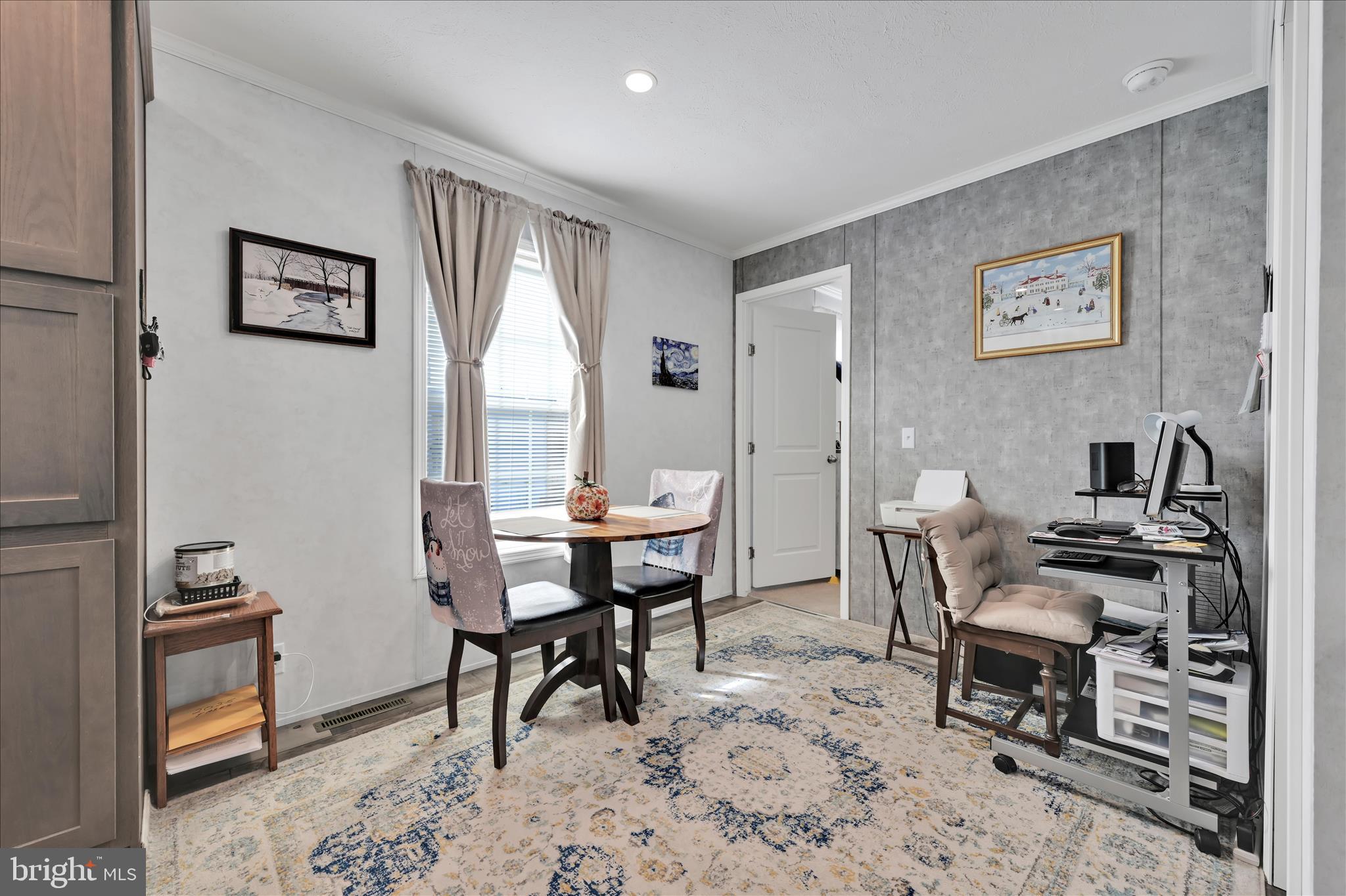 FRIEDEN MANOR - Residential