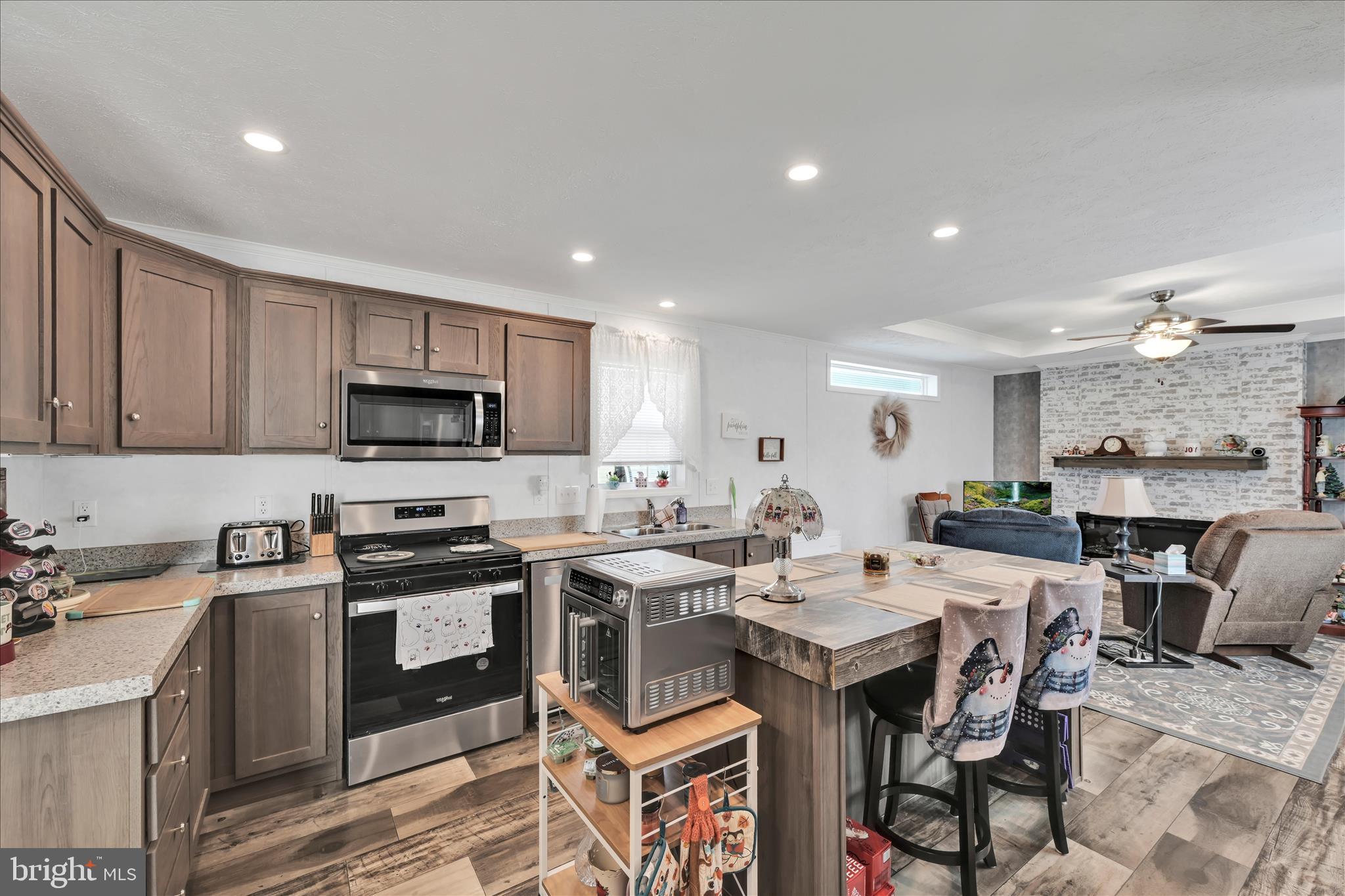 FRIEDEN MANOR - Residential