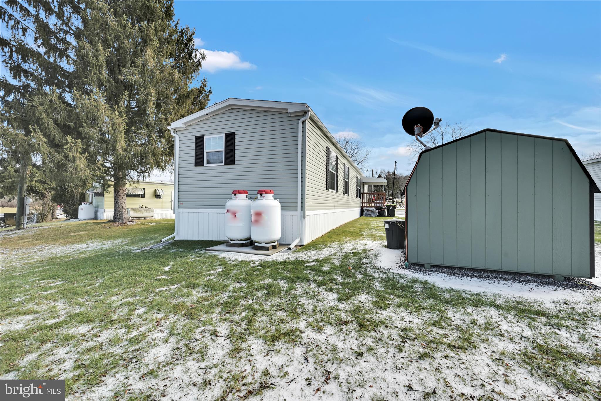 FRIEDEN MANOR - Residential