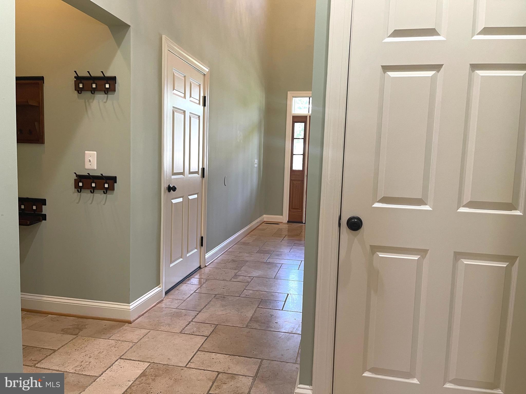 PIMMIT HILLS - Residential Lease