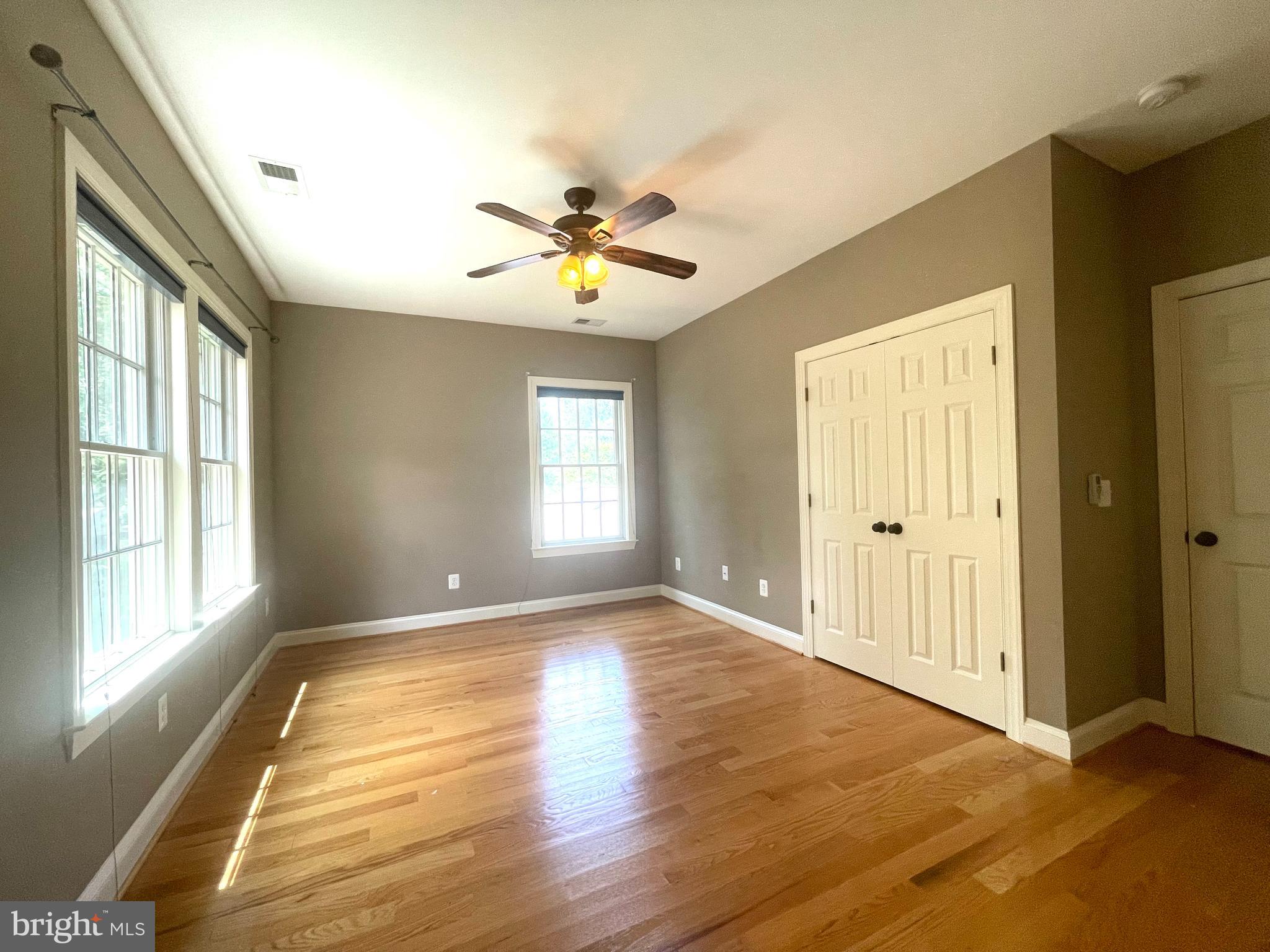 PIMMIT HILLS - Residential Lease