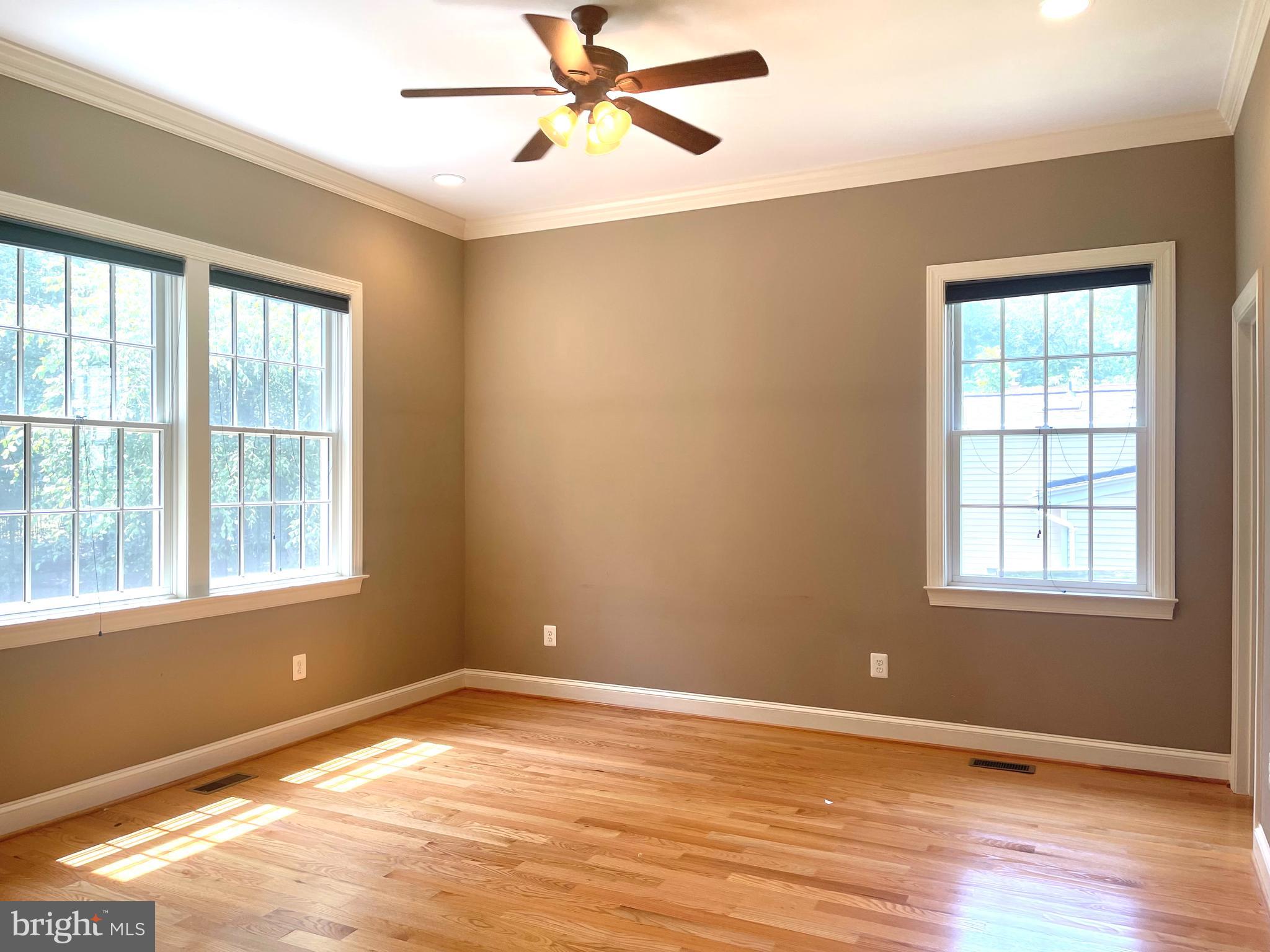 PIMMIT HILLS - Residential Lease