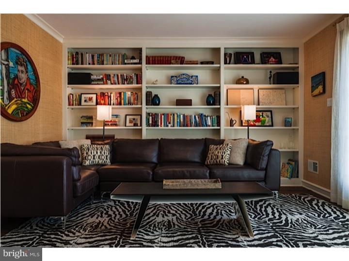 LAFAYETTE HILL - Residential