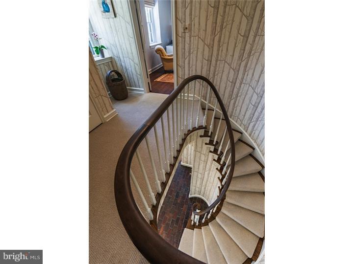 LAFAYETTE HILL - Residential