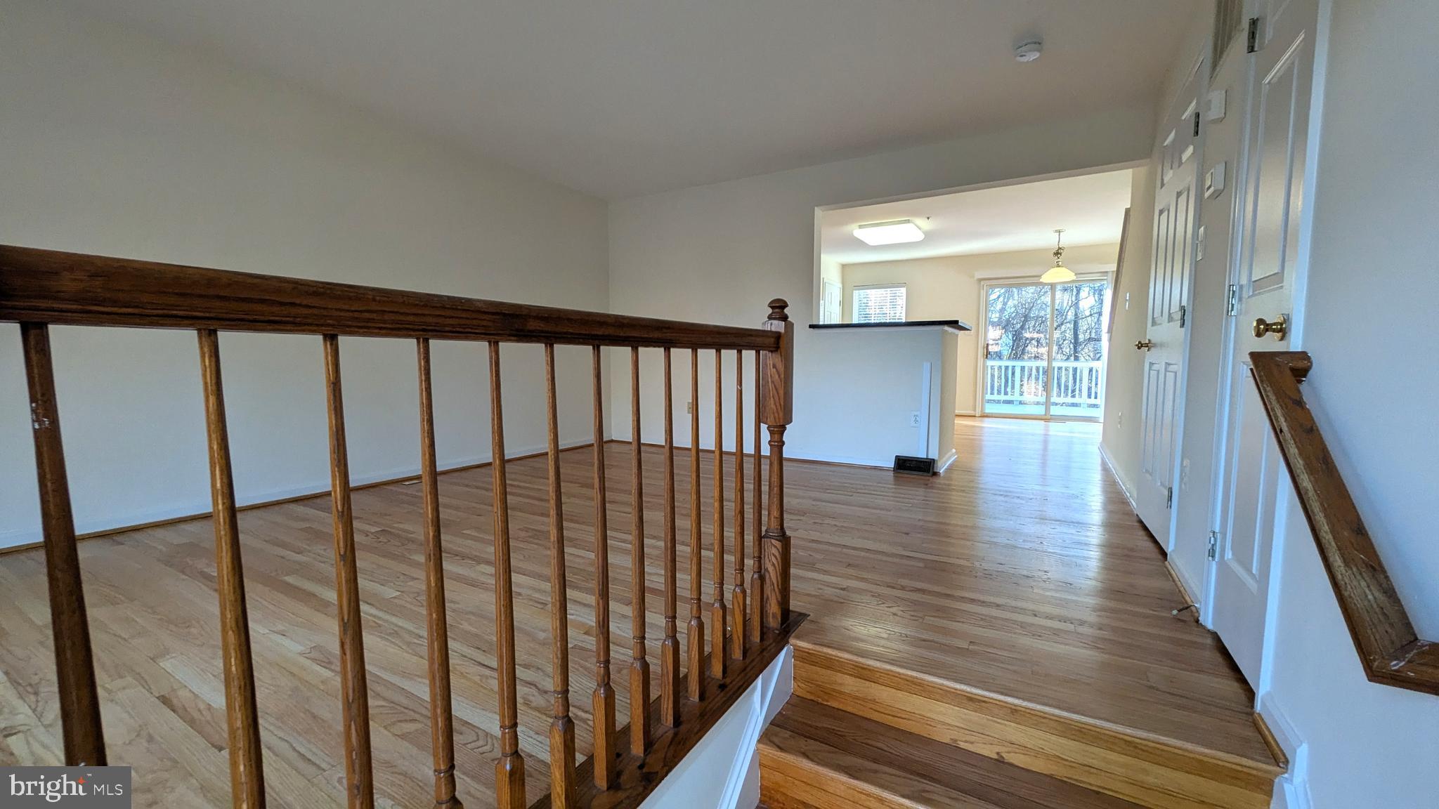 PINEY GLEN VILLAGE - Residential Lease