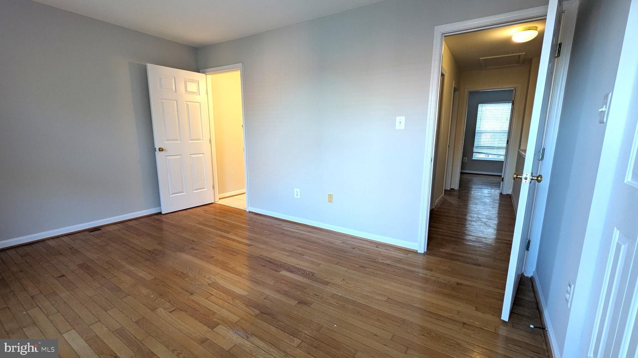 10528 SUNNY BROOKE LANE