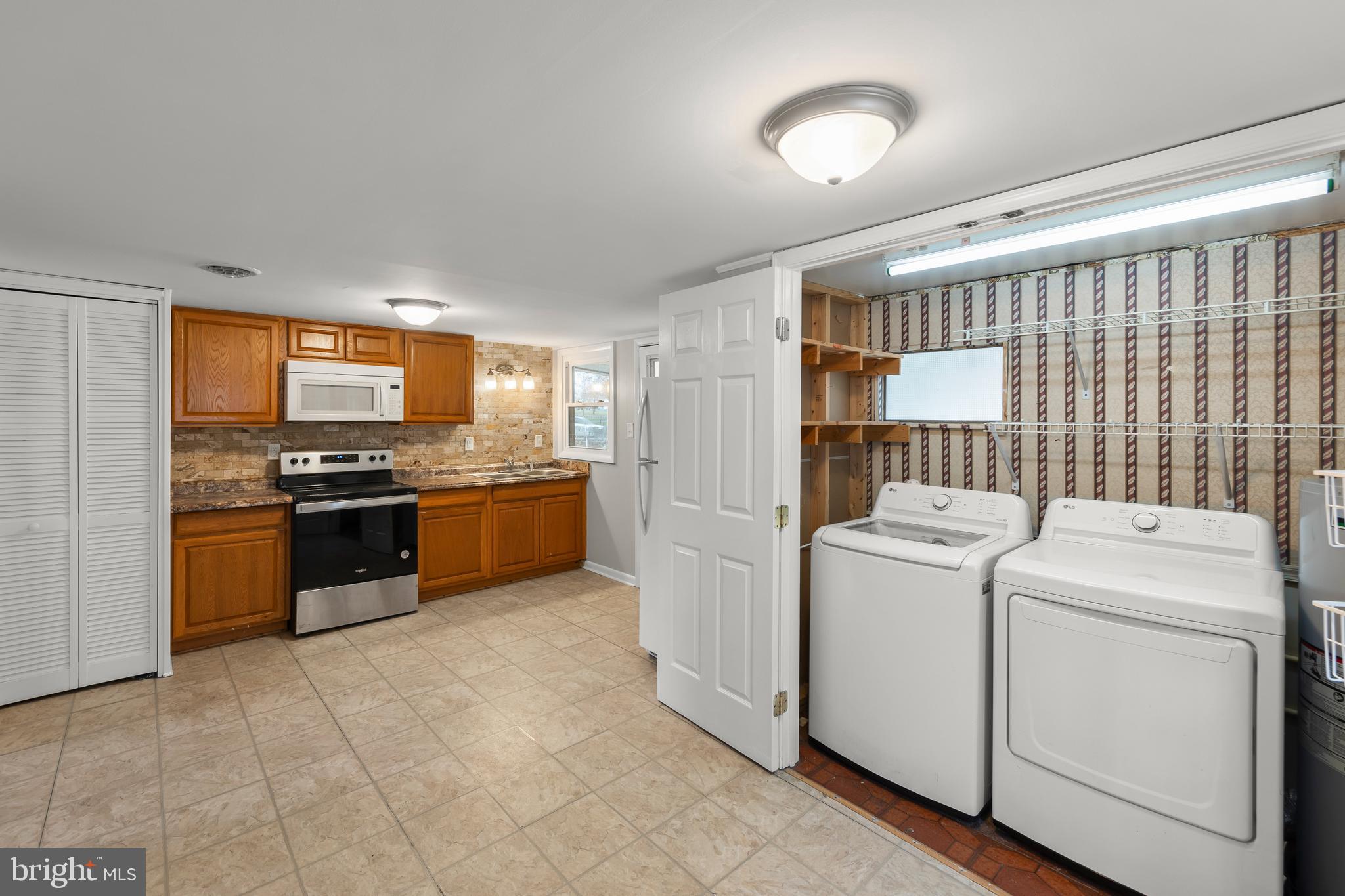 HADDOX TERRACE - Residential