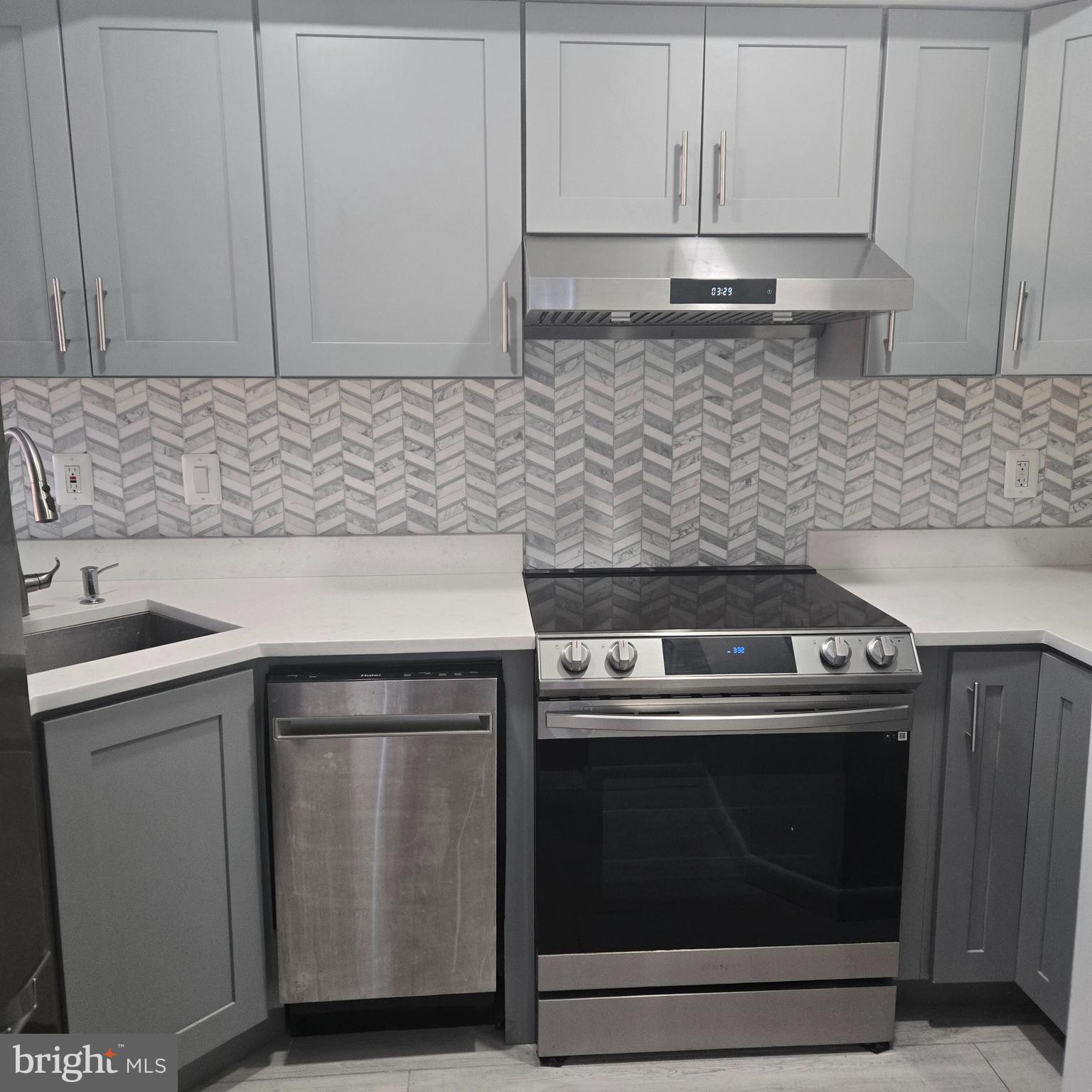 FEDERAL HILL HISTORIC DISTRICT - Residential Lease