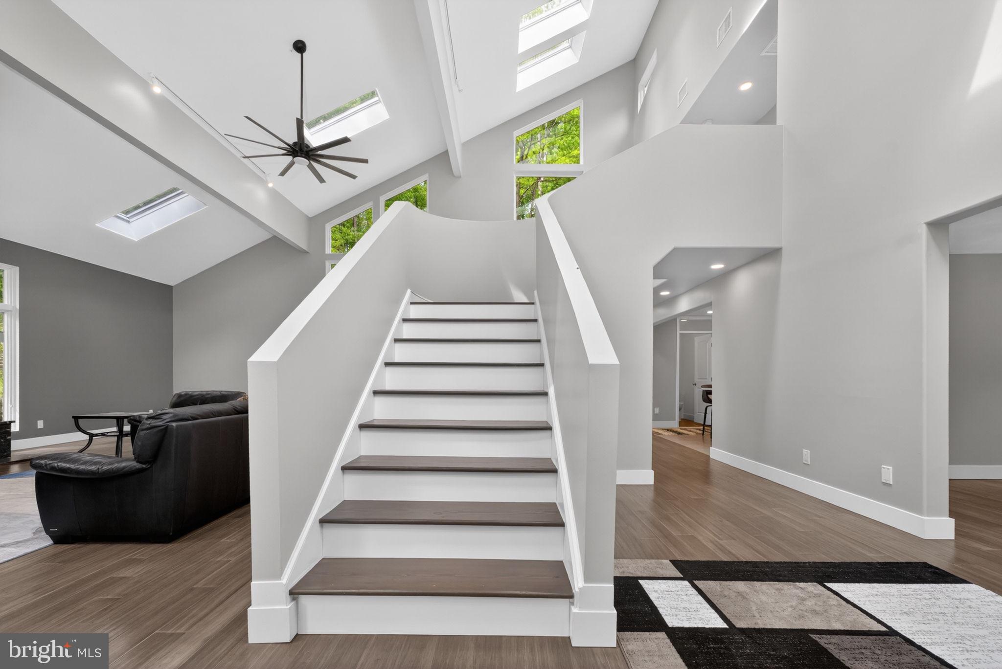 9 N NORTH STAR DRIVE