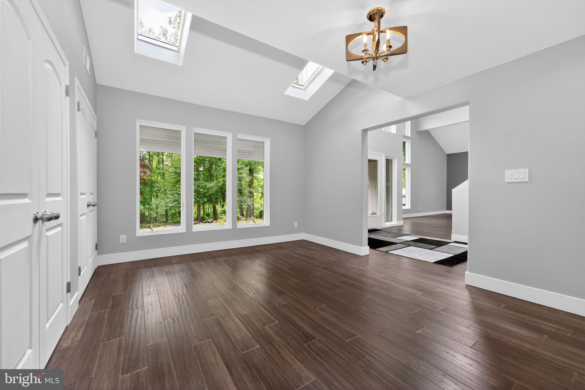 9 N NORTH STAR DRIVE