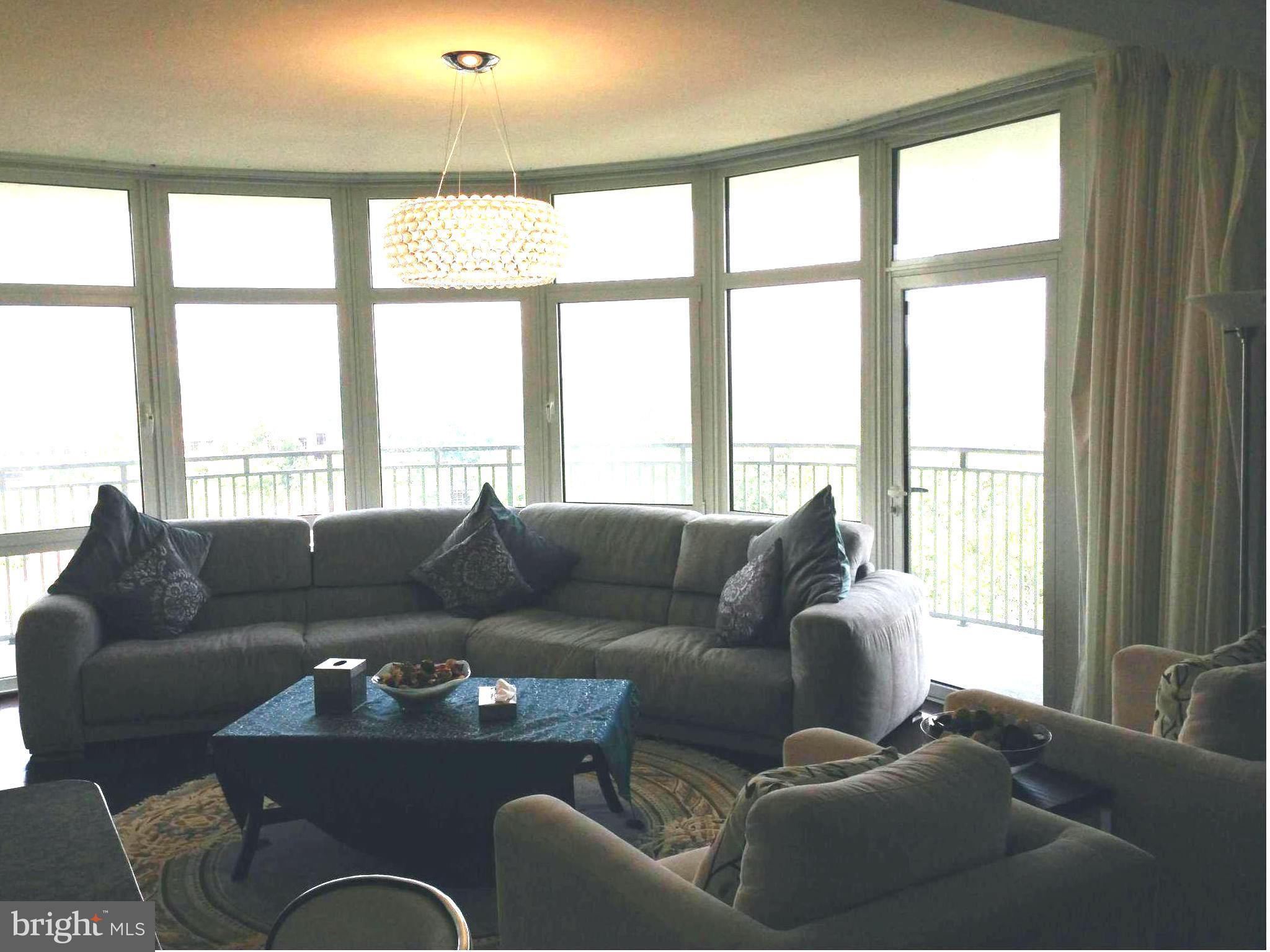 ONE PARK CREST - Residential Lease