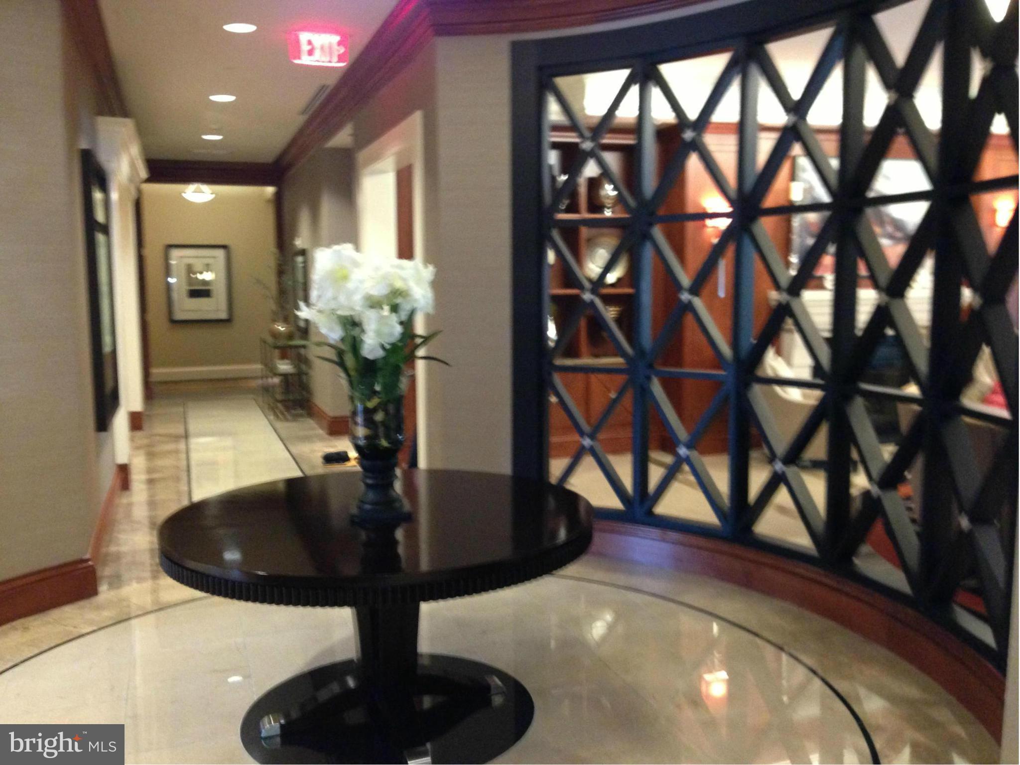 ONE PARK CREST - Residential Lease