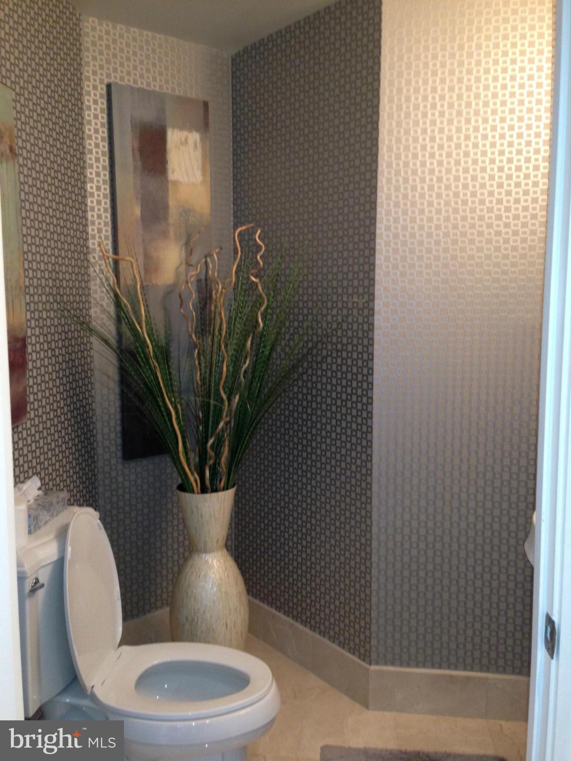 ONE PARK CREST - Residential Lease