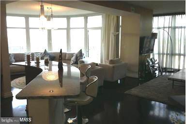 ONE PARK CREST - Residential Lease