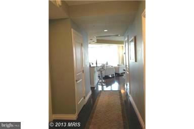 ONE PARK CREST - Residential Lease