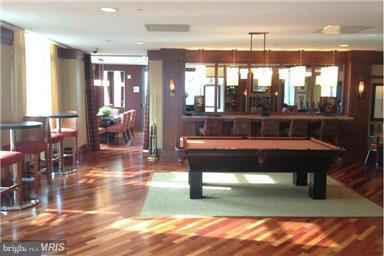 ONE PARK CREST - Residential Lease