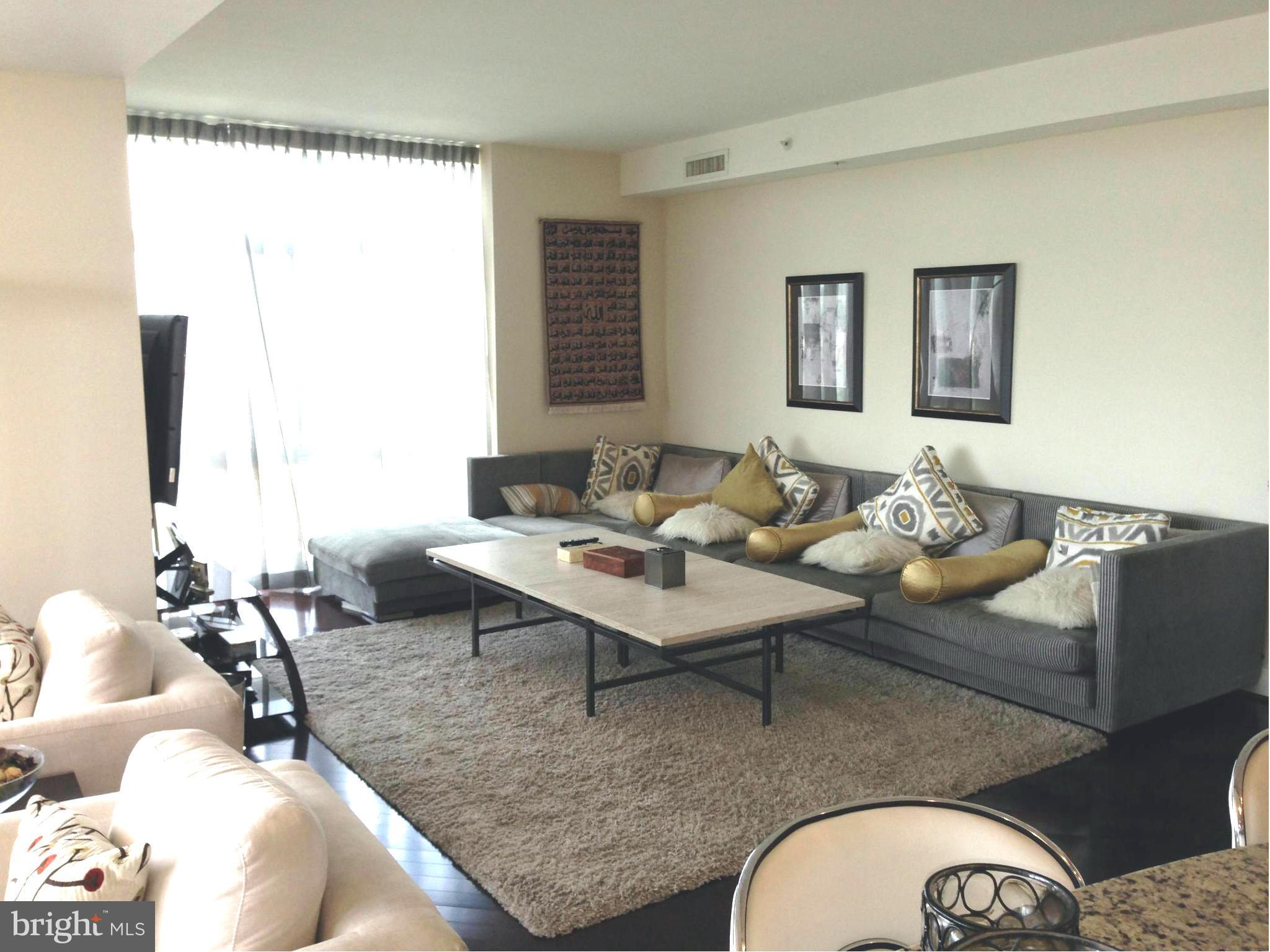 ONE PARK CREST - Residential Lease