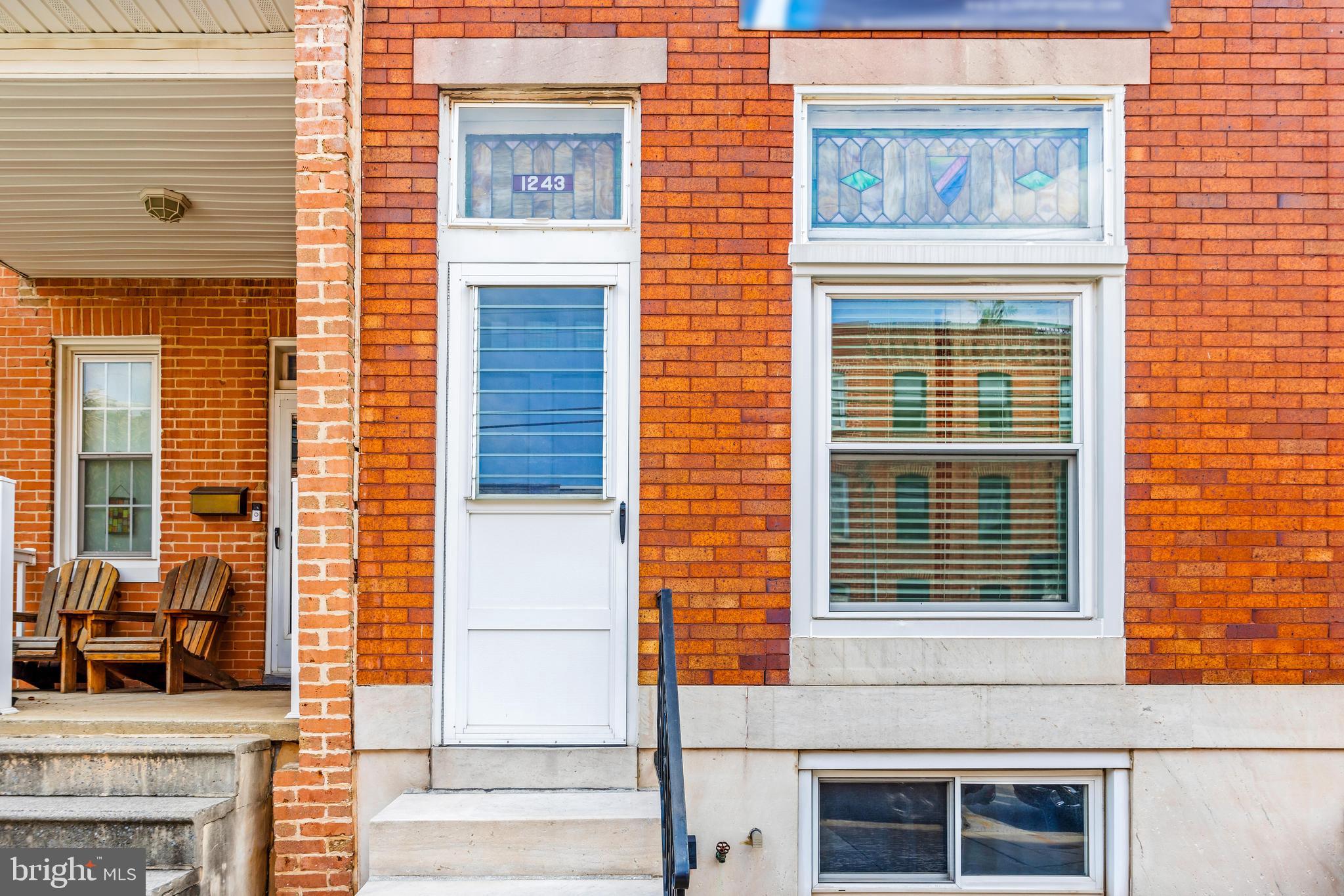 LOCUST POINT - Residential