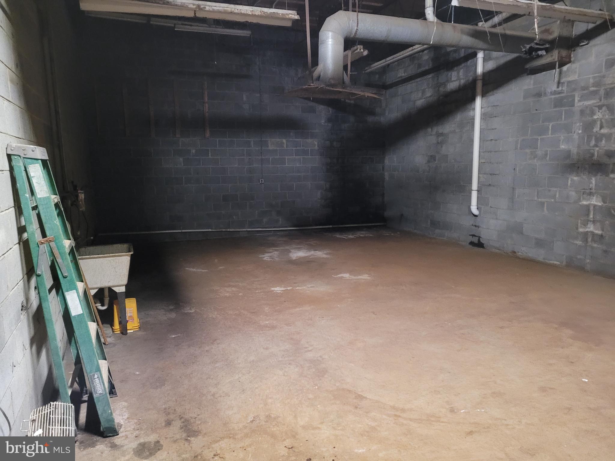 19 LEXINGTON AVENUE -A