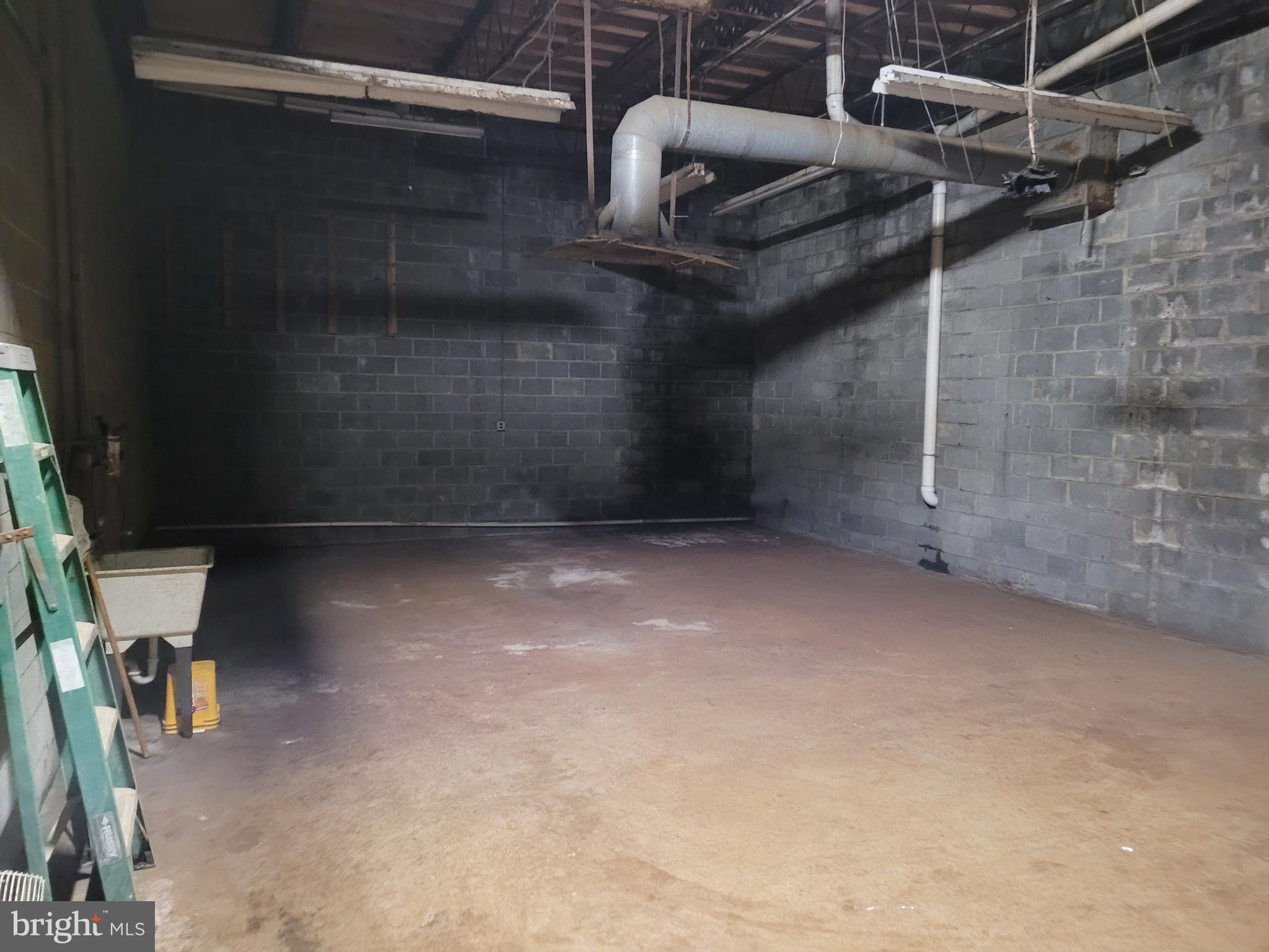 19 LEXINGTON AVENUE -A