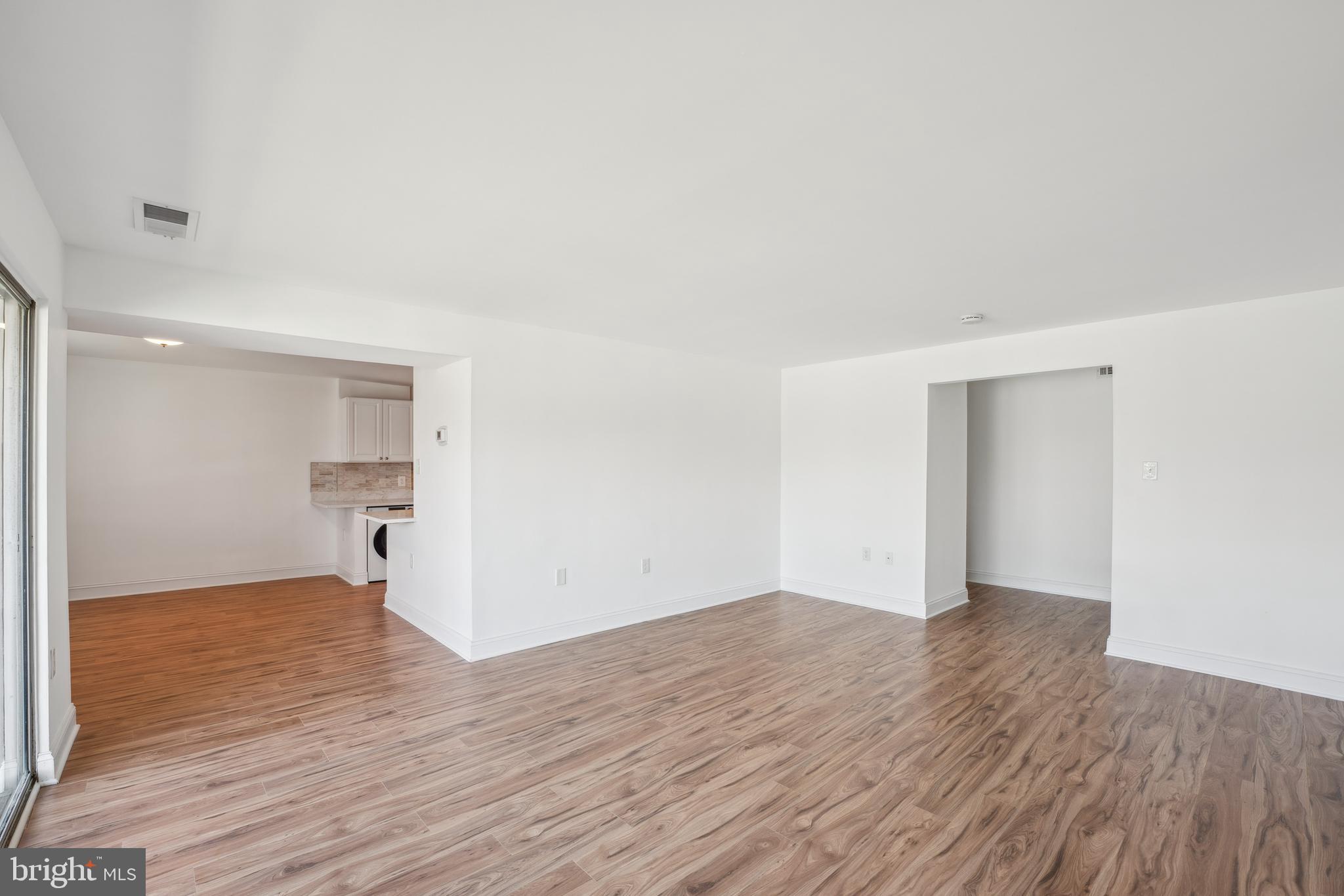 NORMANDIE ON THE LAKE II - Residential Lease