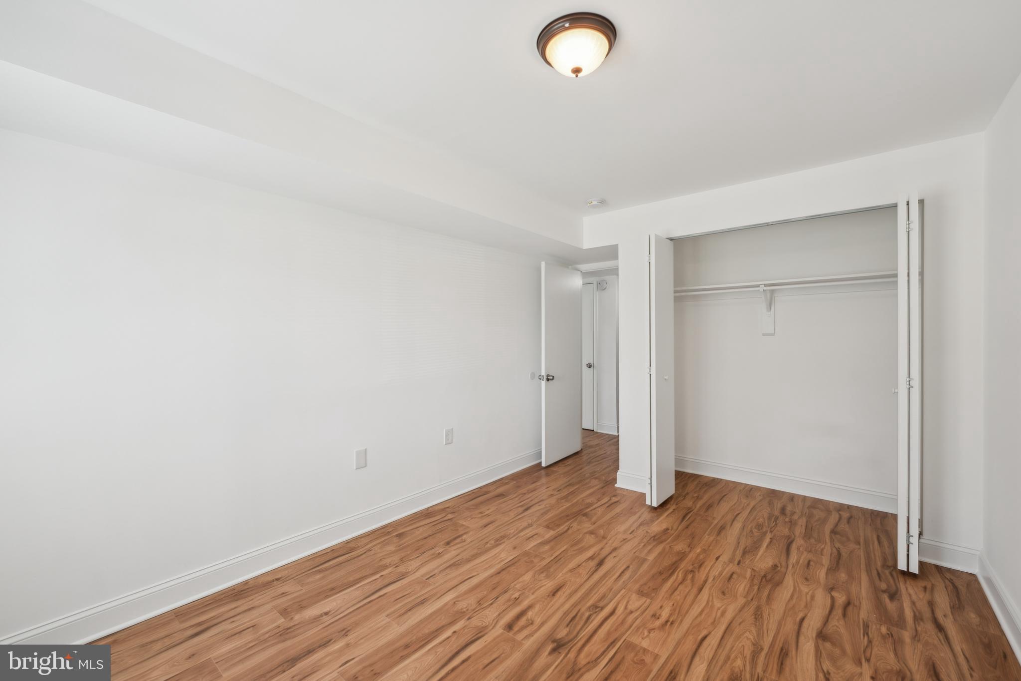 NORMANDIE ON THE LAKE II - Residential Lease