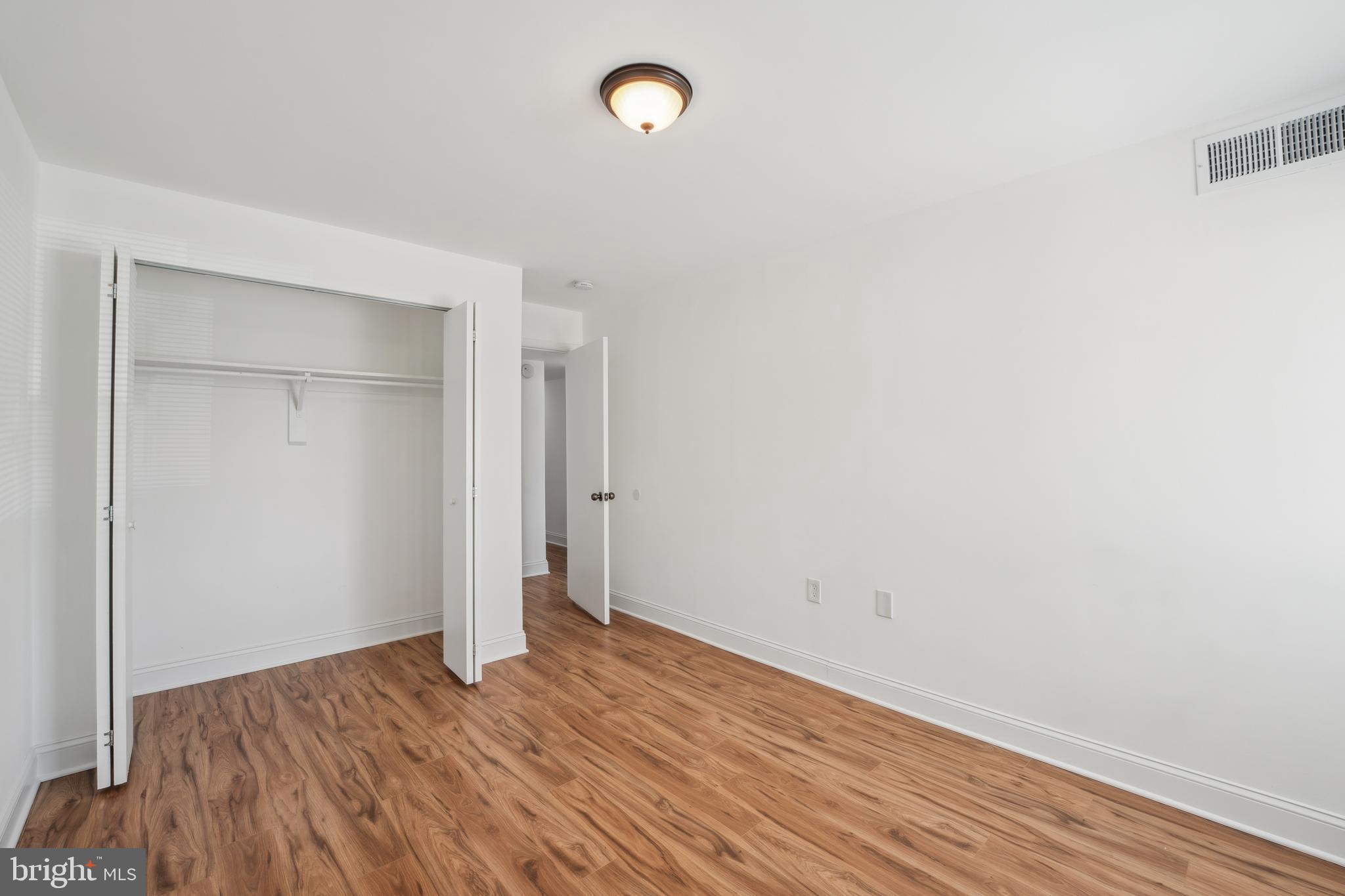 NORMANDIE ON THE LAKE II - Residential Lease