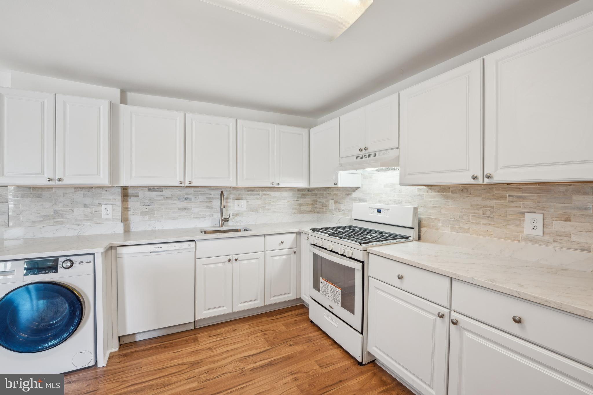 NORMANDIE ON THE LAKE II - Residential Lease