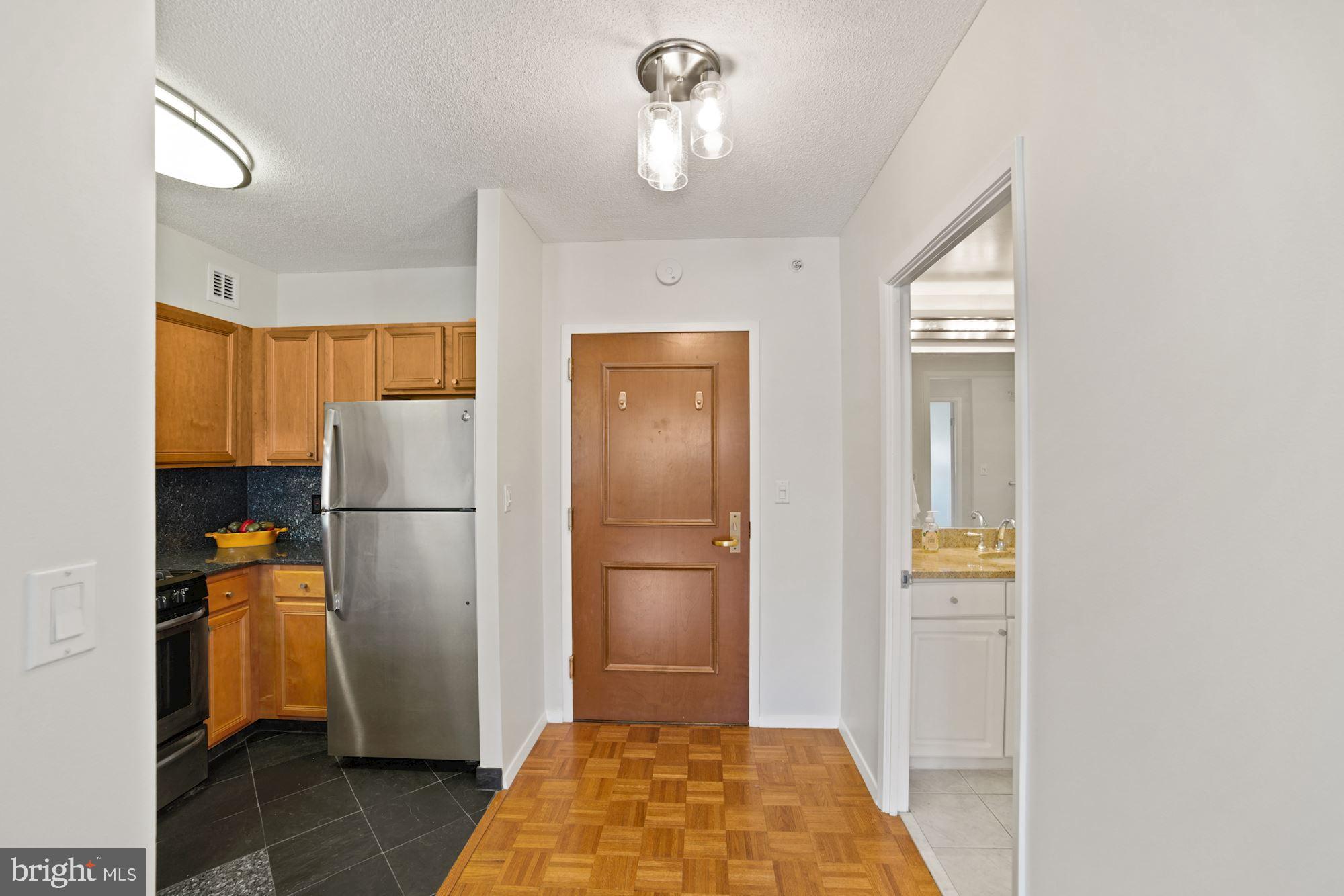 CHEVY CHASE - Residential