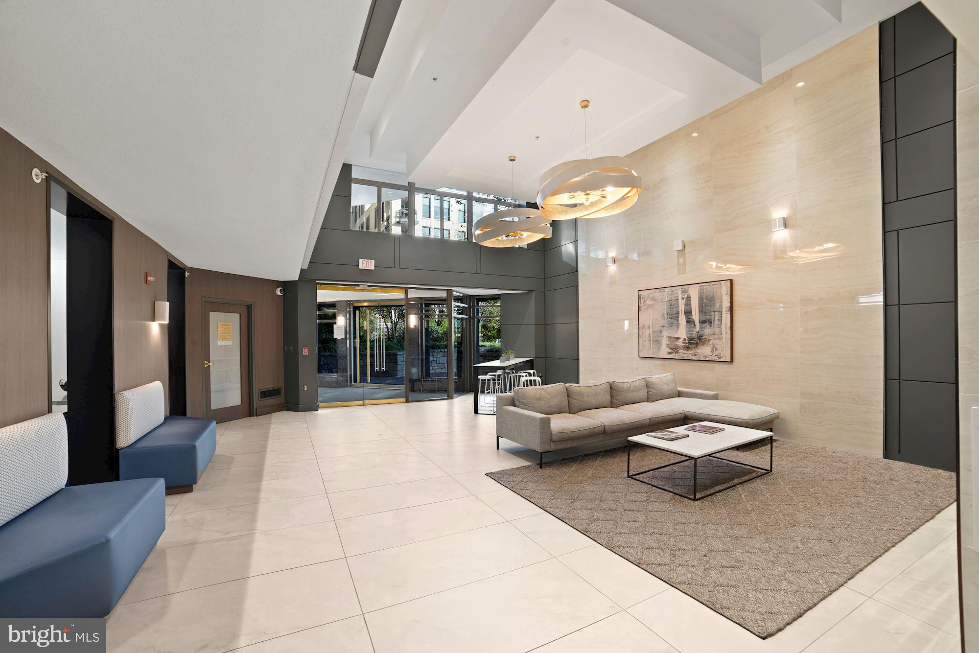 7111 WOODMONT AVENUE 514