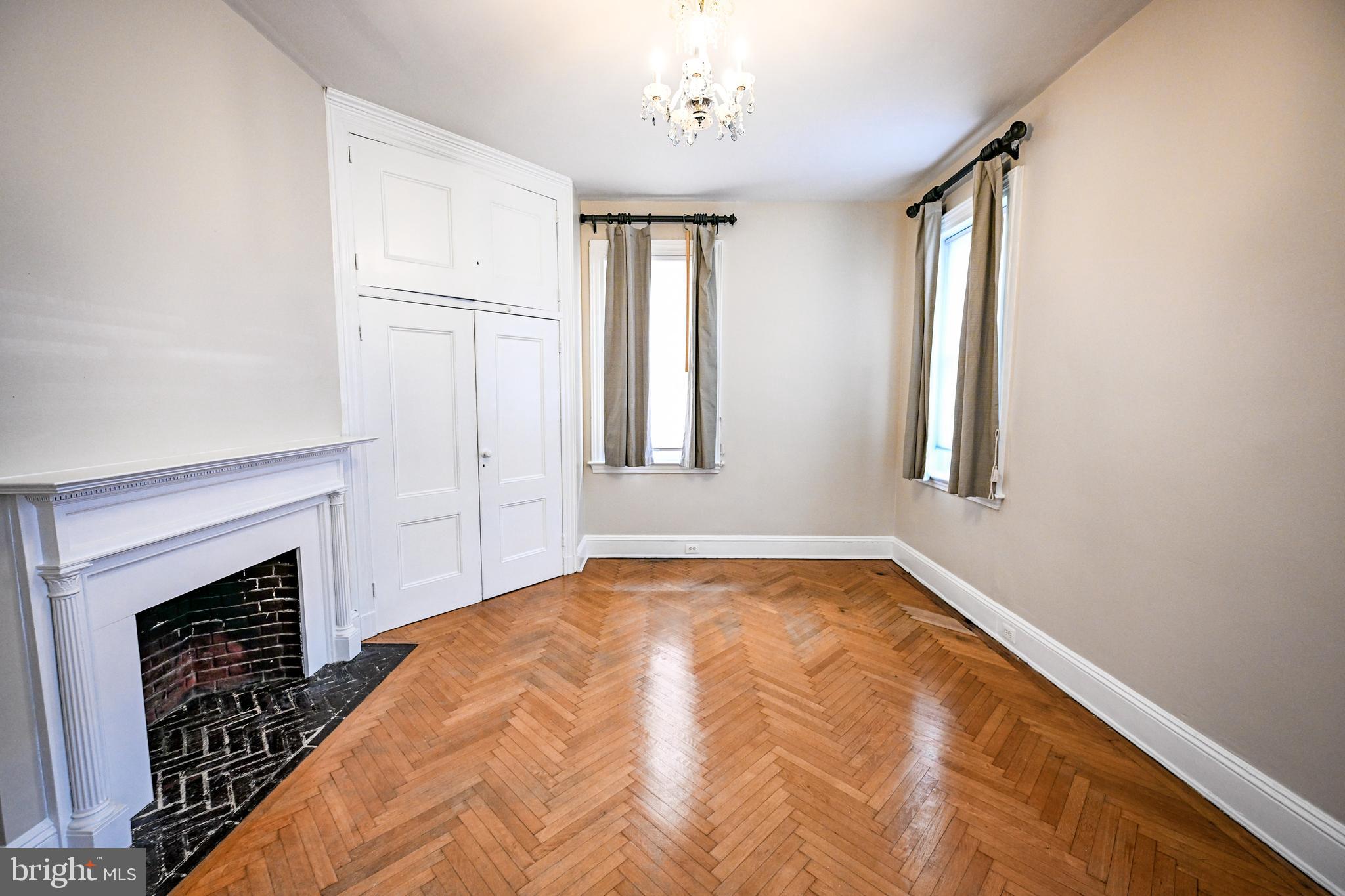 MOUNT VERNON - Residential
