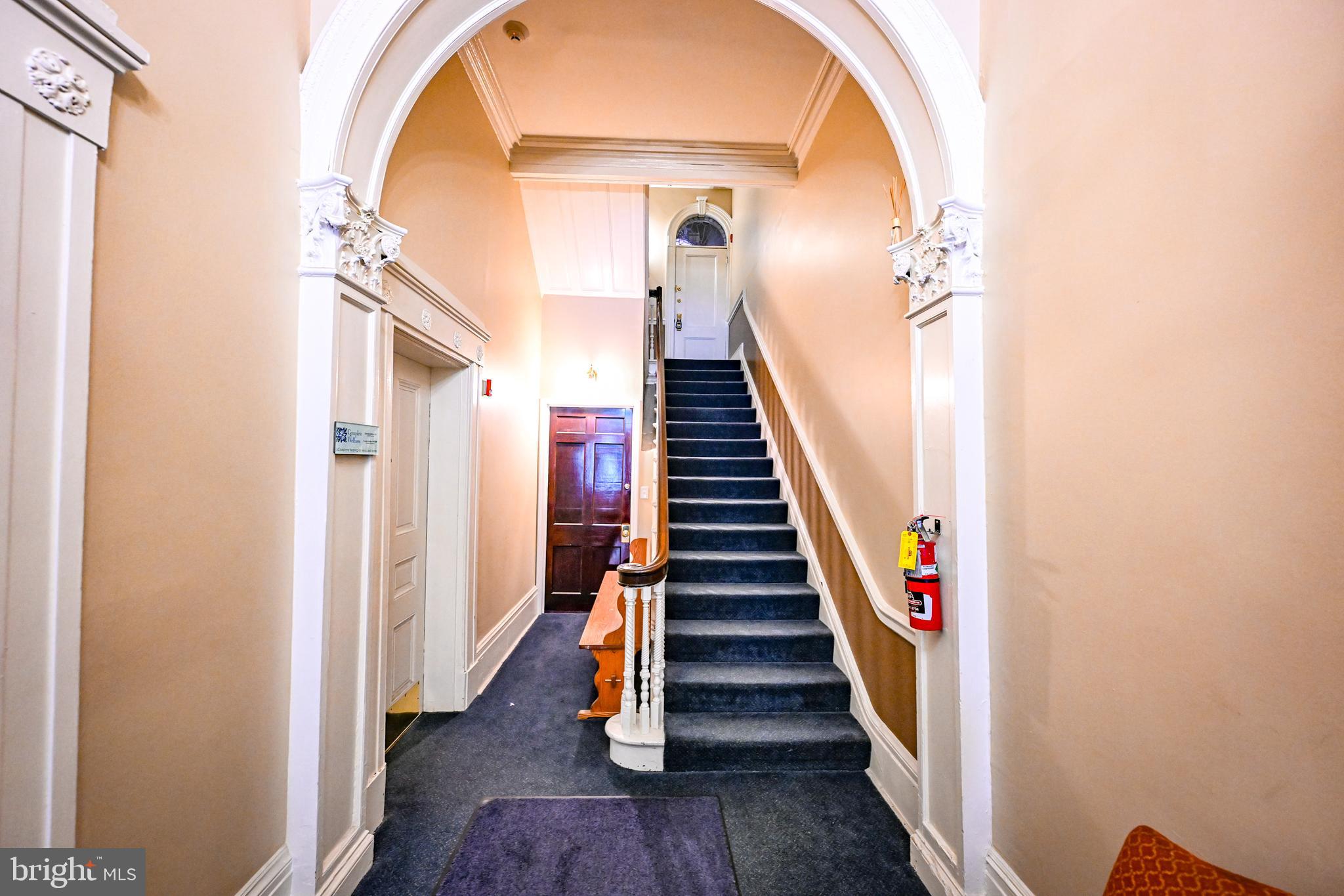 10 W MADISON STREET 21