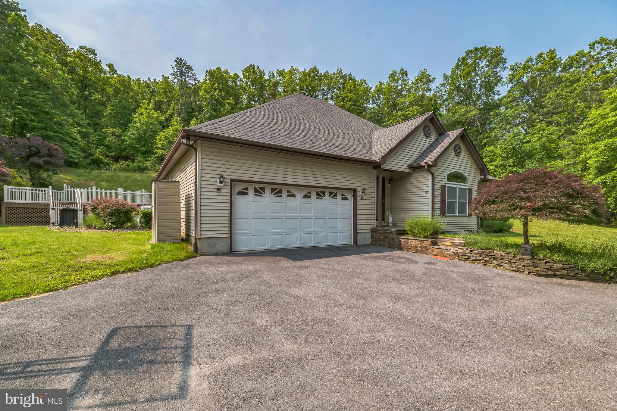 30 WOODED LANE