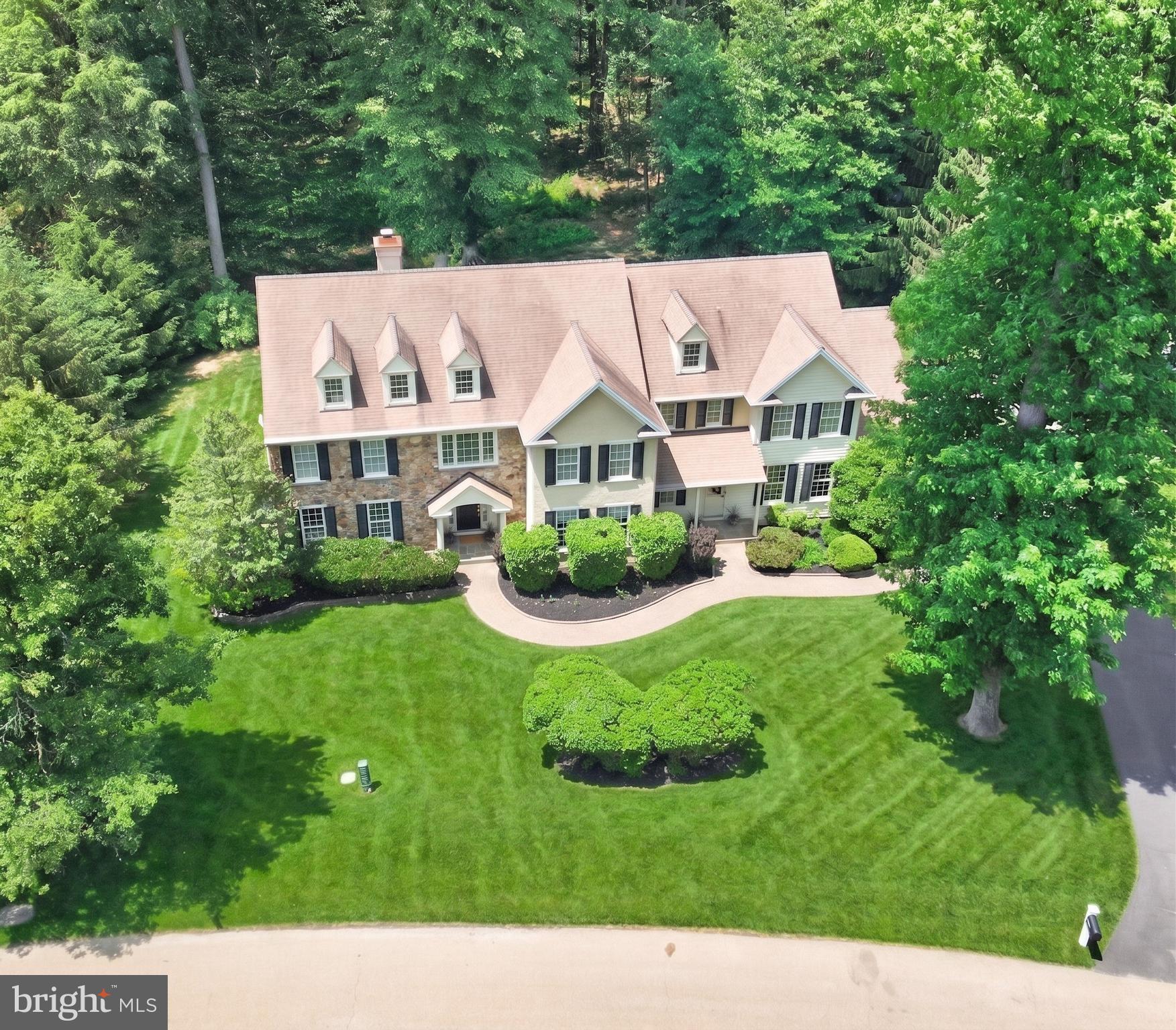 913 SHENANDOAH LANE