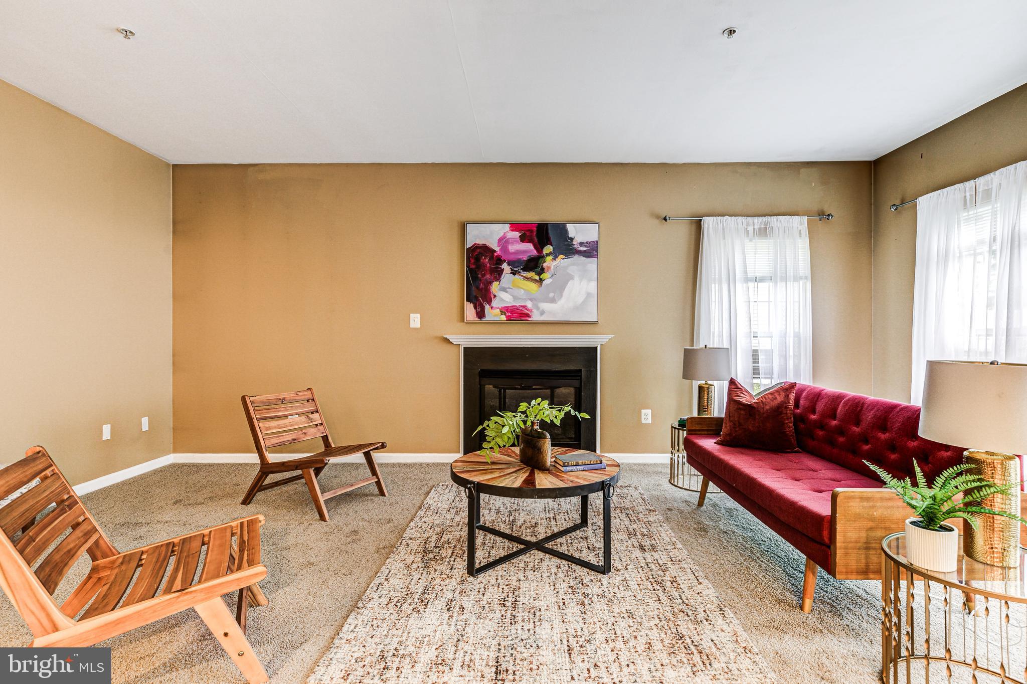 EAST HAMPTON - Residential Lease