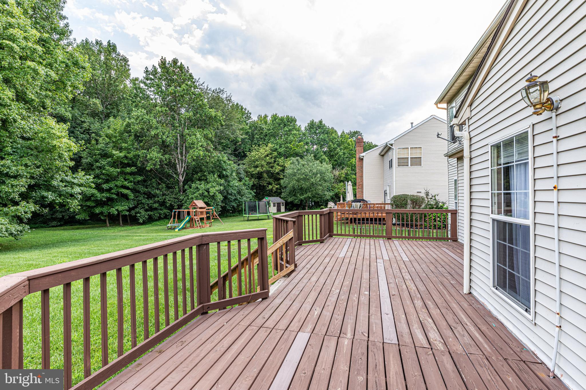 EAST HAMPTON - Residential Lease