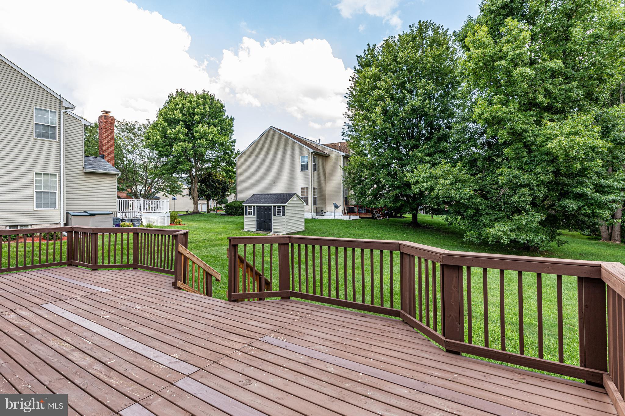 EAST HAMPTON - Residential Lease